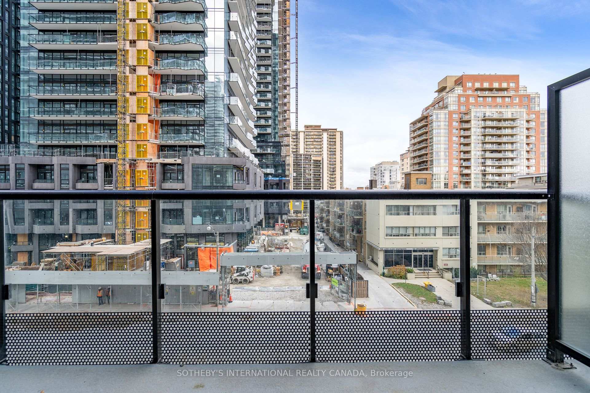 117 Broadway Avenue 407, Toronto Unit: 407