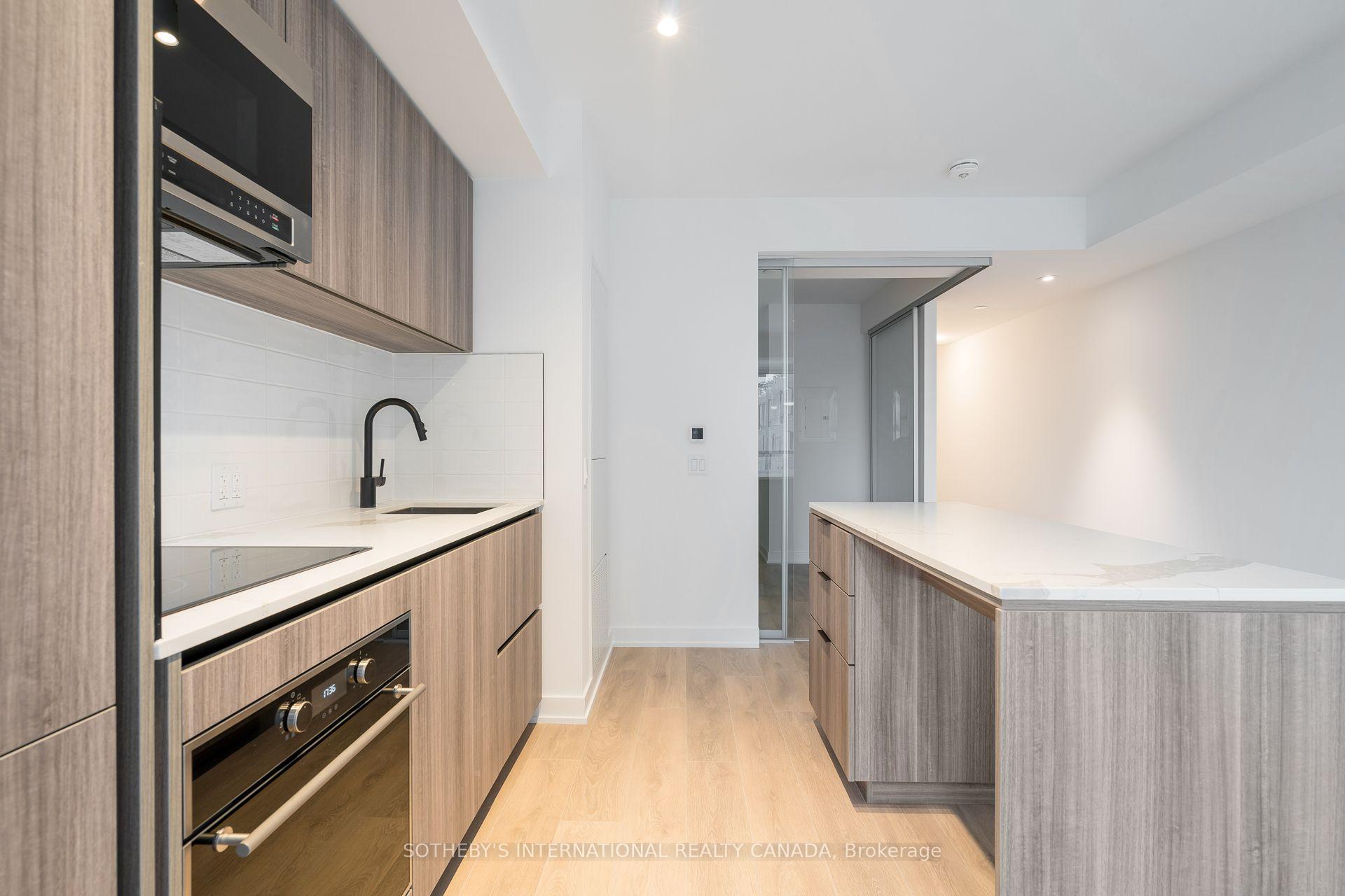 117 Broadway Avenue 407, Toronto Unit: 407