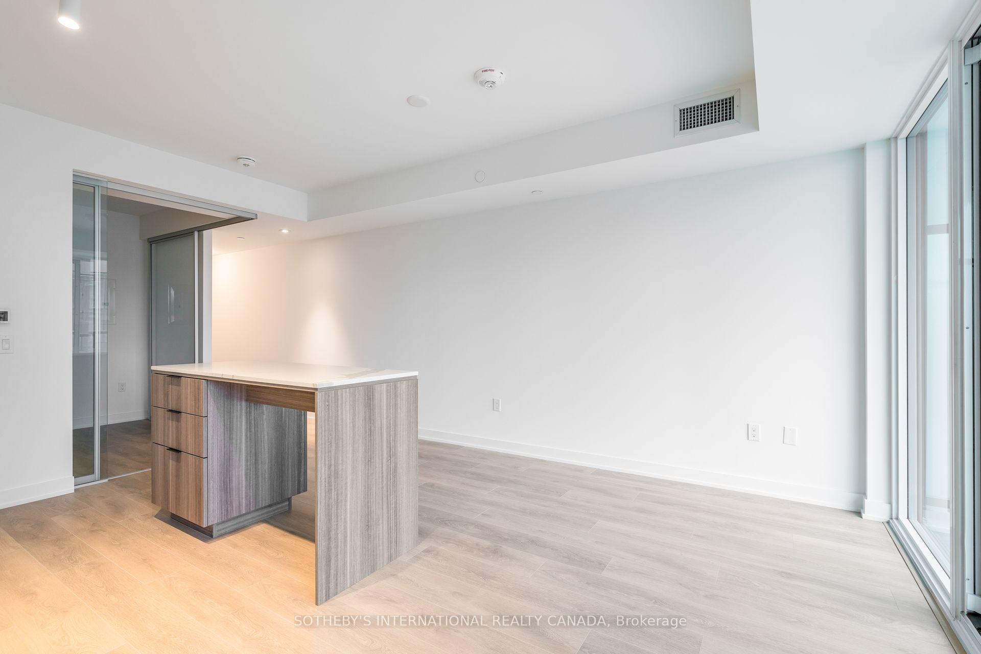 117 Broadway Avenue 407, Toronto Unit: 407