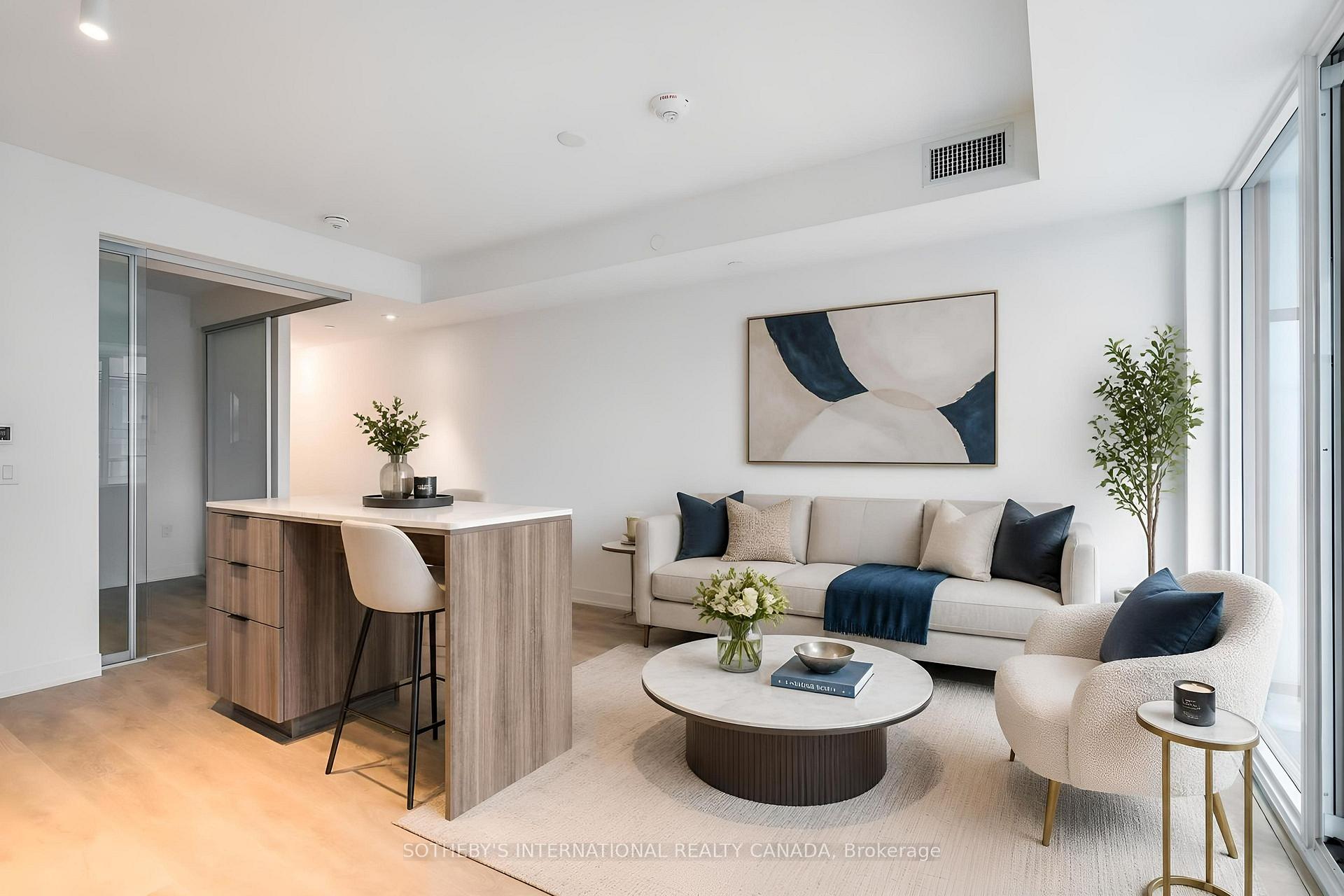 117 Broadway Avenue 407, Toronto Unit: 407