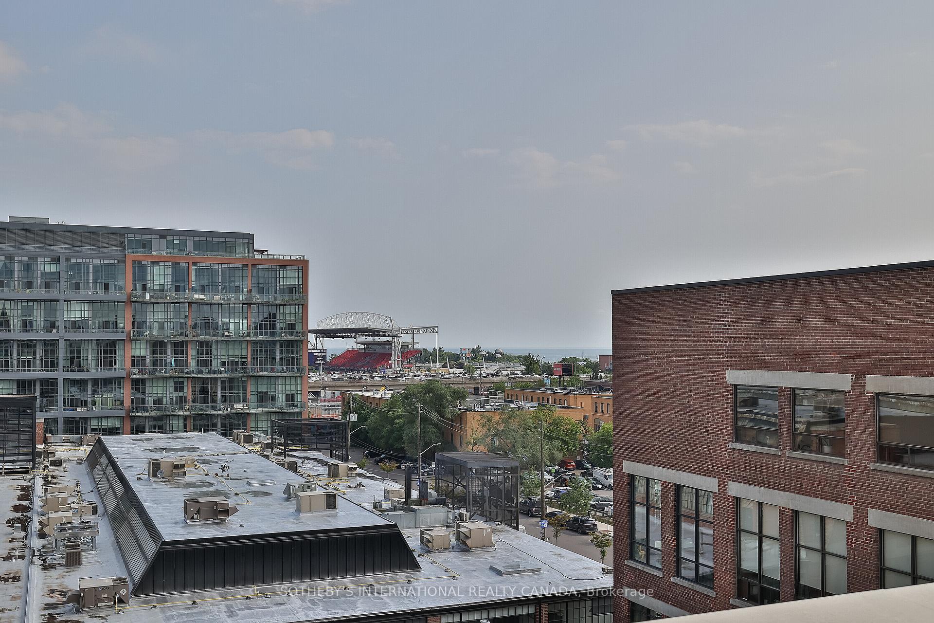 43 Hanna Avenue 441, Toronto Unit: 441