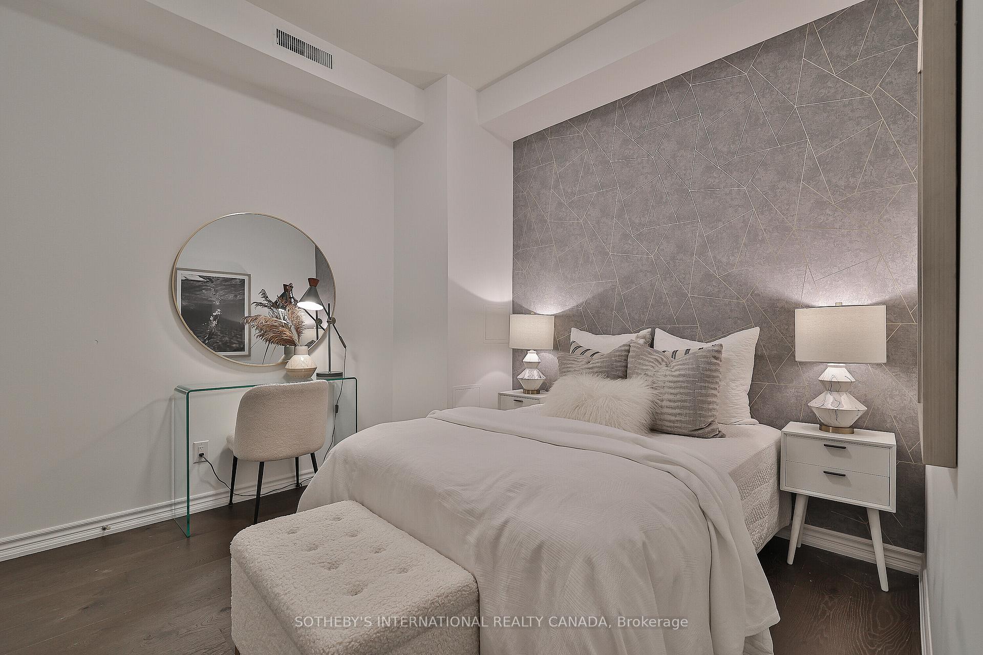 43 Hanna Avenue 441, Toronto Unit: 441