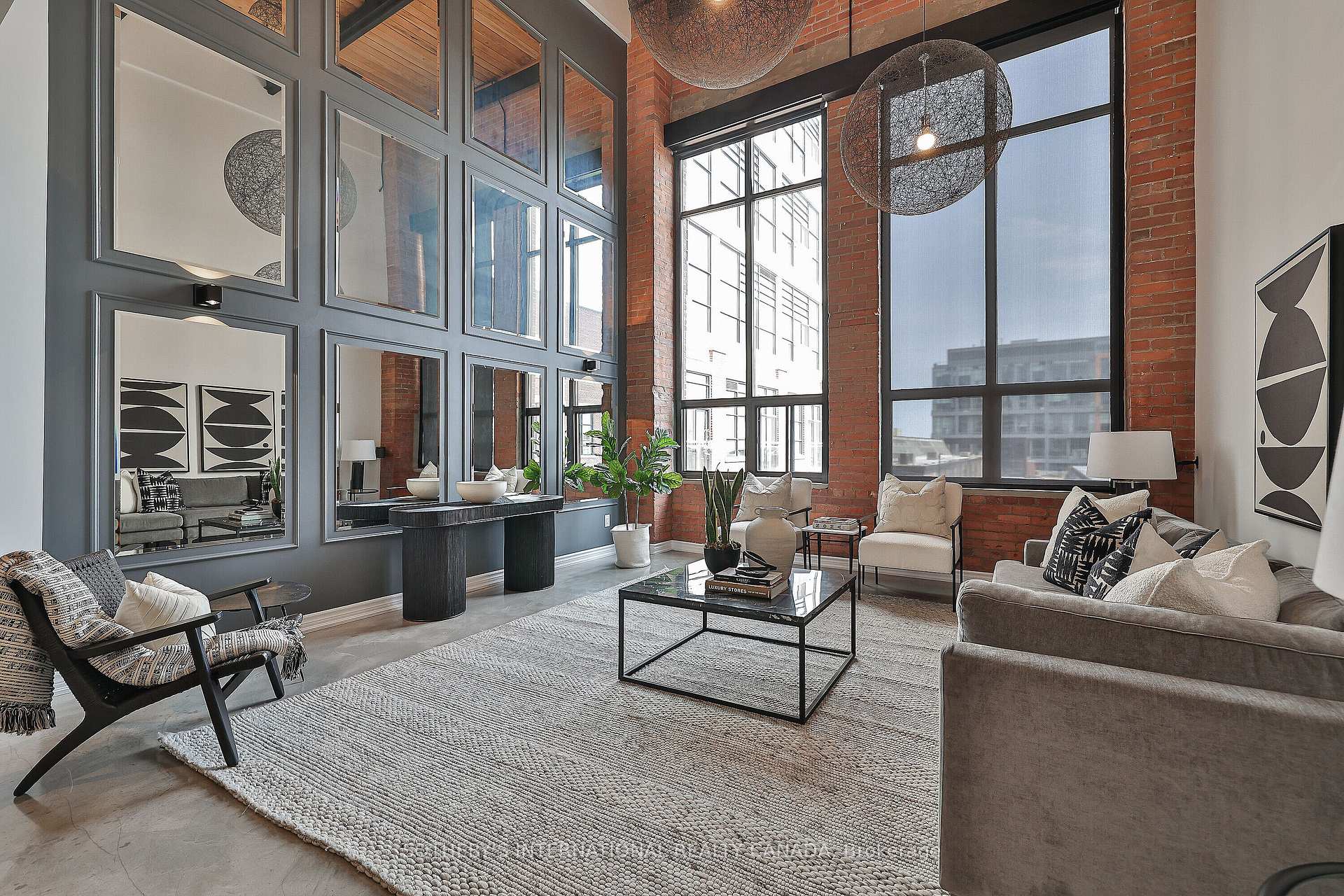 43 Hanna Avenue 441, Toronto Unit: 441