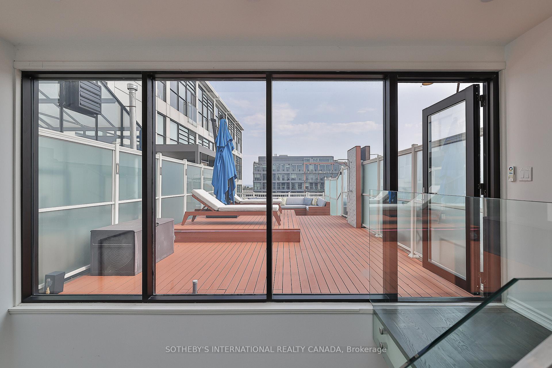 43 Hanna Avenue 441, Toronto Unit: 441
