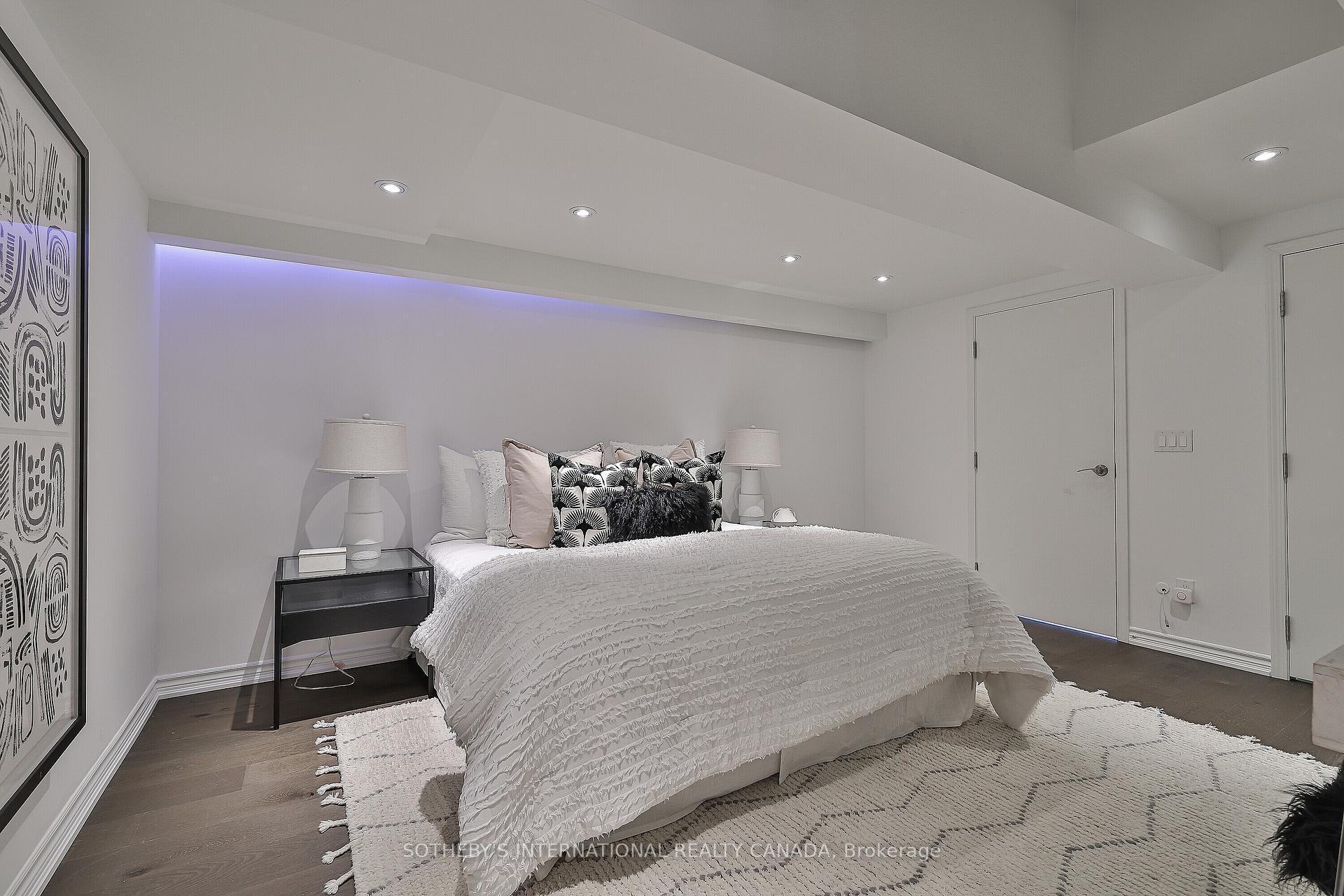 43 Hanna Avenue 441, Toronto Unit: 441