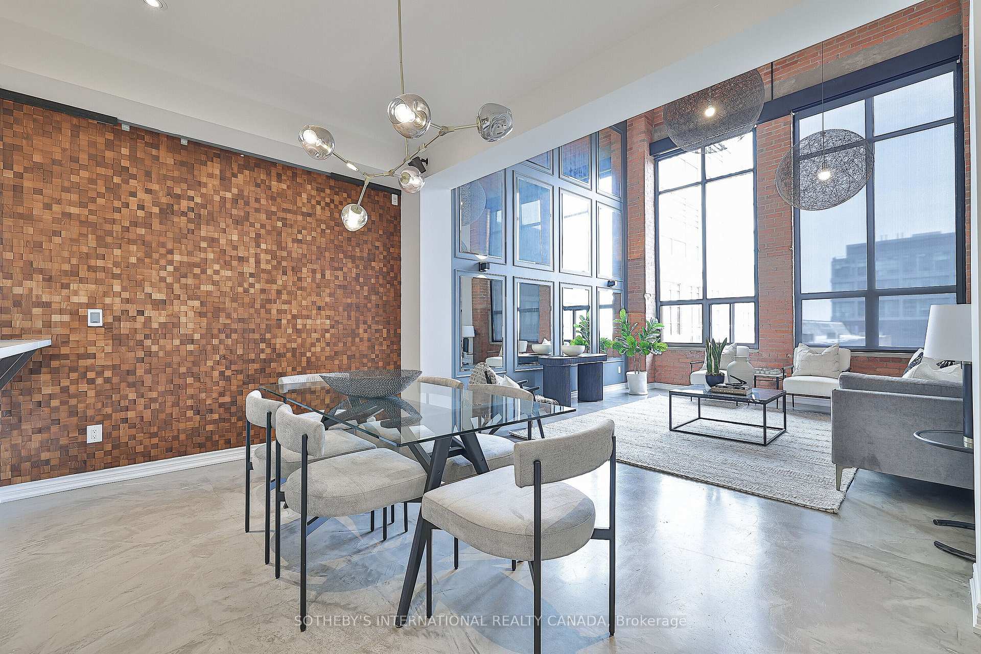 43 Hanna Avenue 441, Toronto Unit: 441