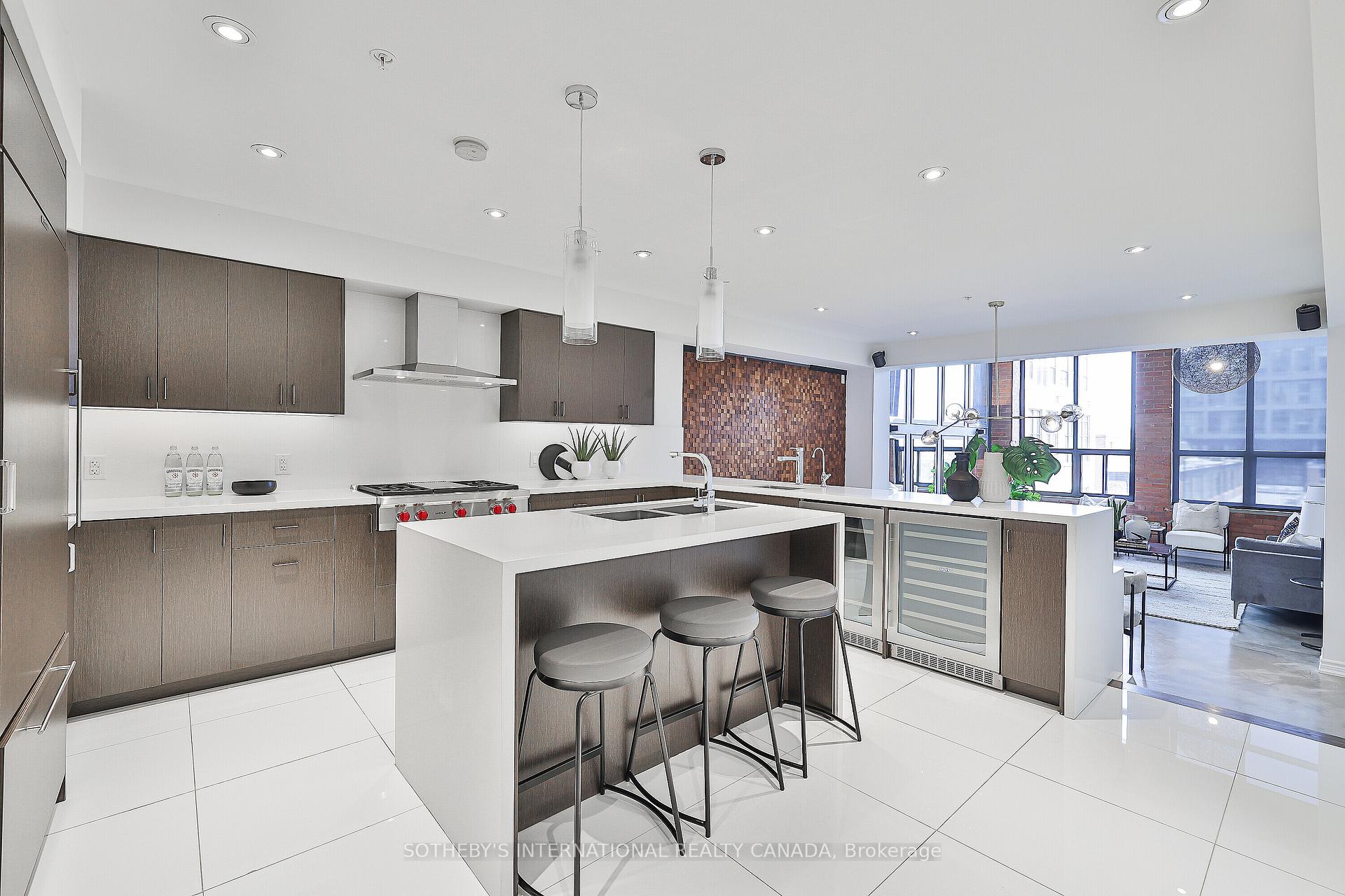 43 Hanna Avenue 441, Toronto Unit: 441