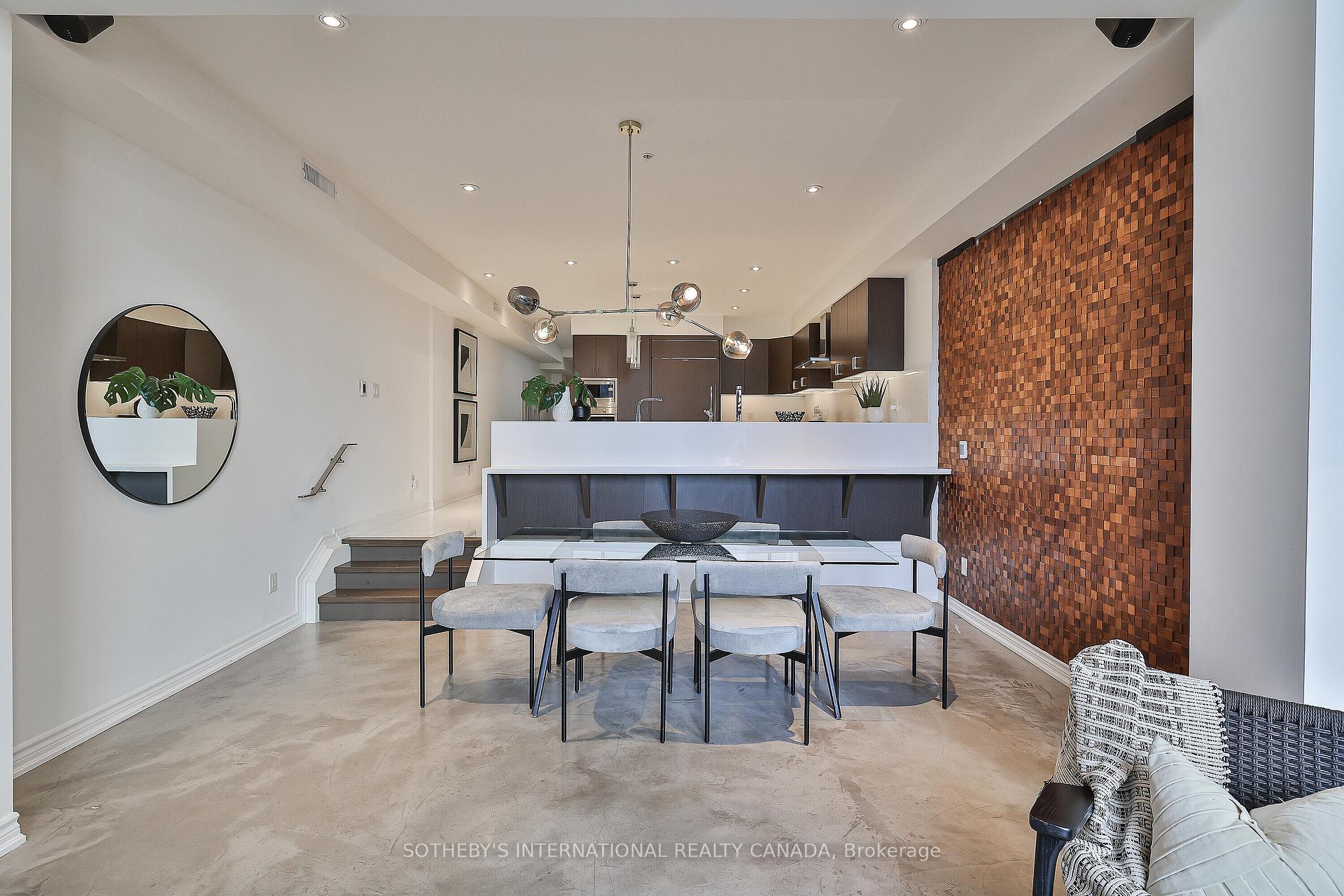 43 Hanna Avenue 441, Toronto Unit: 441