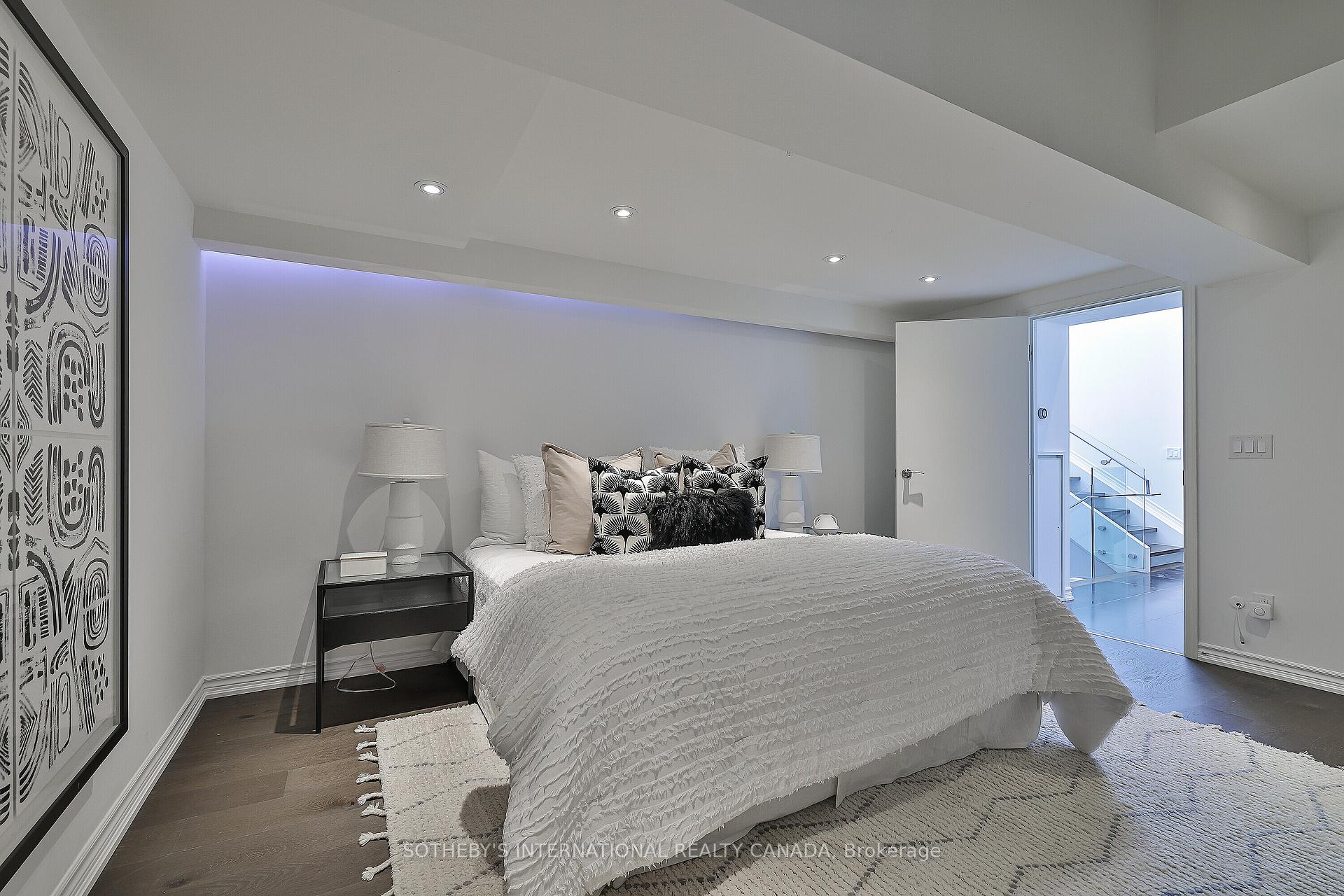 43 Hanna Avenue 441, Toronto Unit: 441