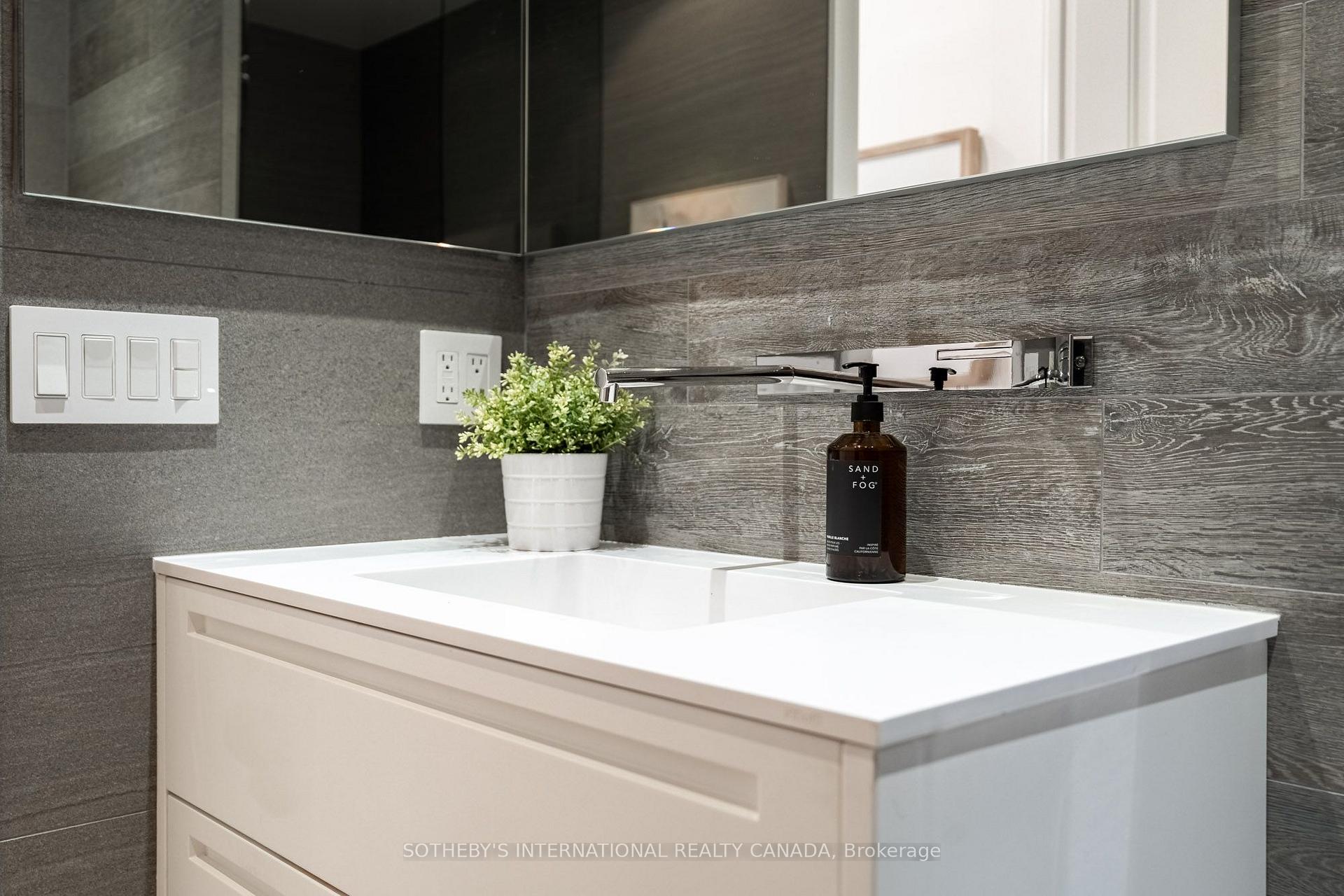 88 Davenport Road 804, Toronto Unit: 804