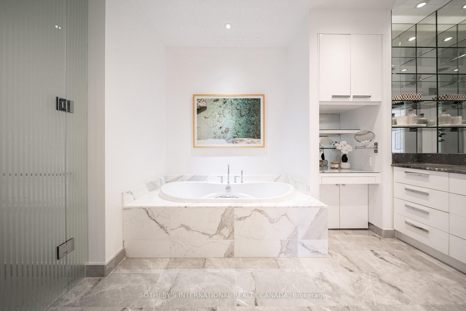 88 Davenport Road 804, Toronto Unit: 804
