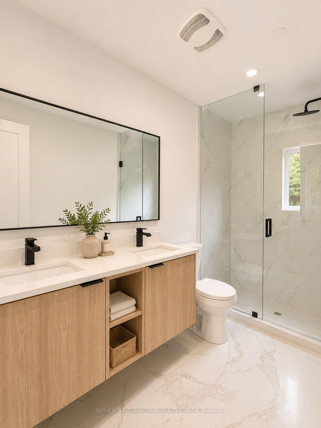 207 Connaught Avenue 1, Toronto Unit: 1