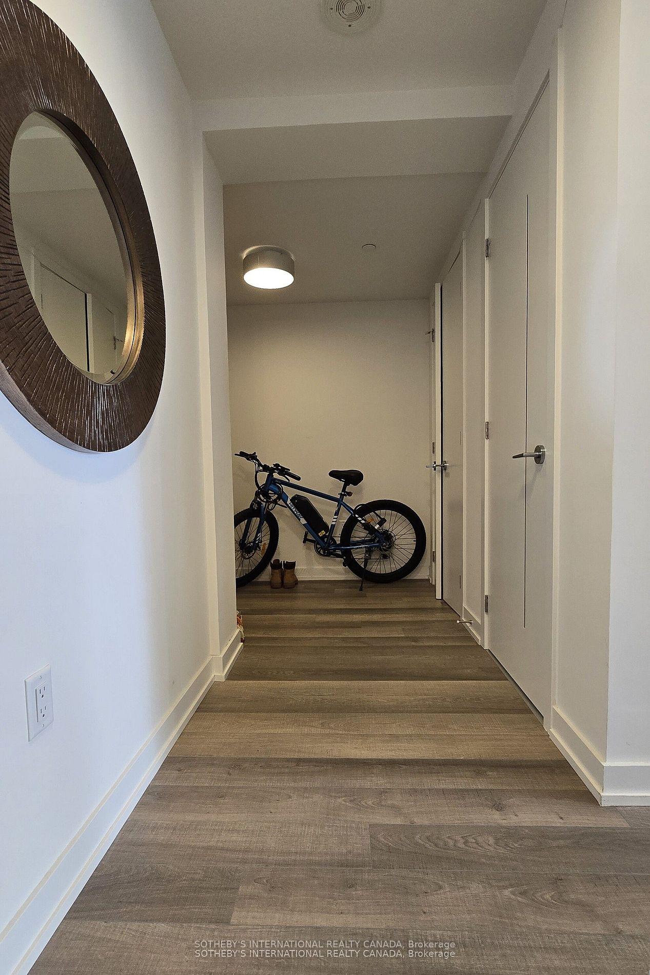 357 King Street W 2503, Toronto Unit: 2503