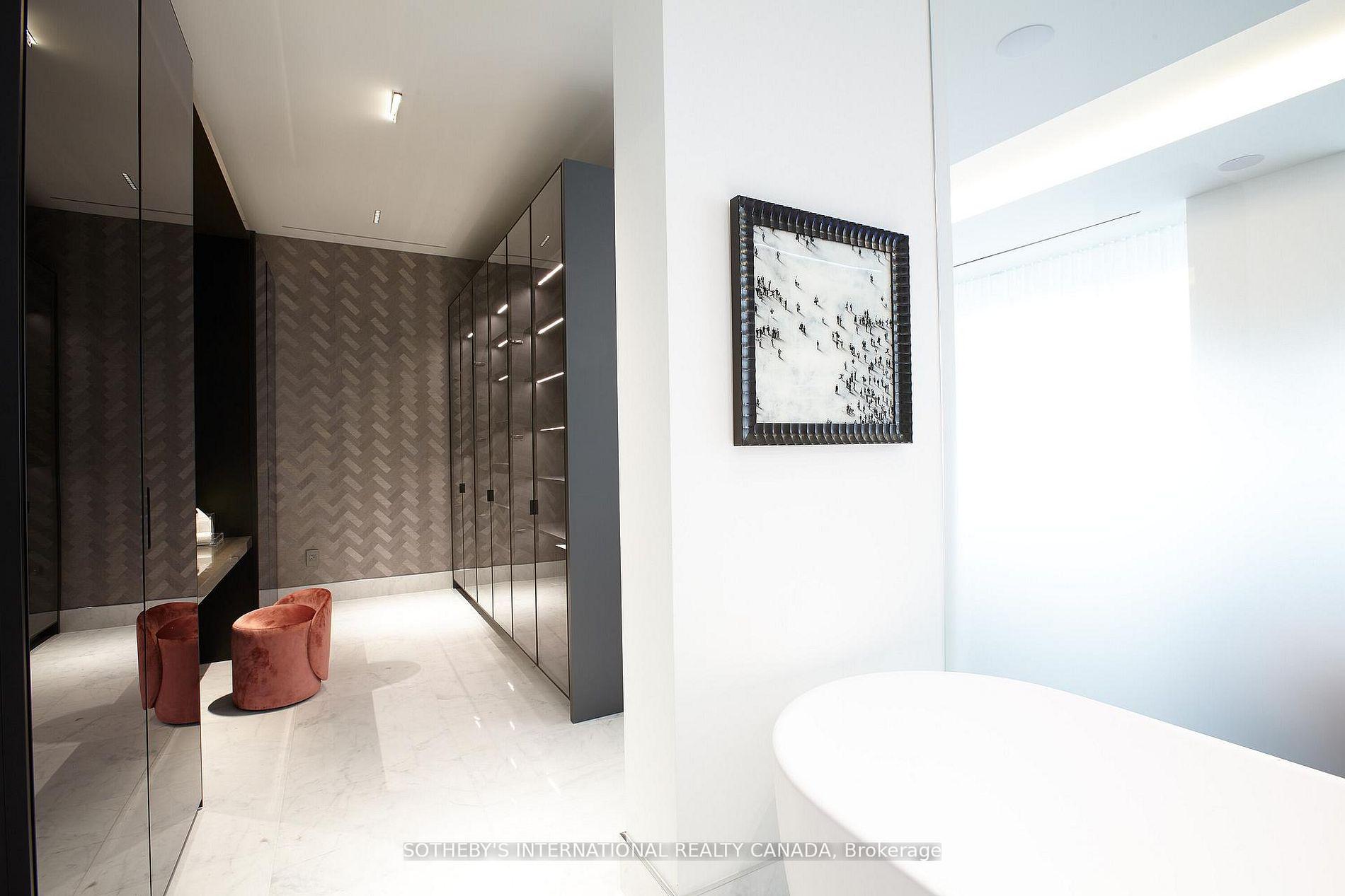 183 Wellington Street W 4602/03, Toronto Unit: 4602/03