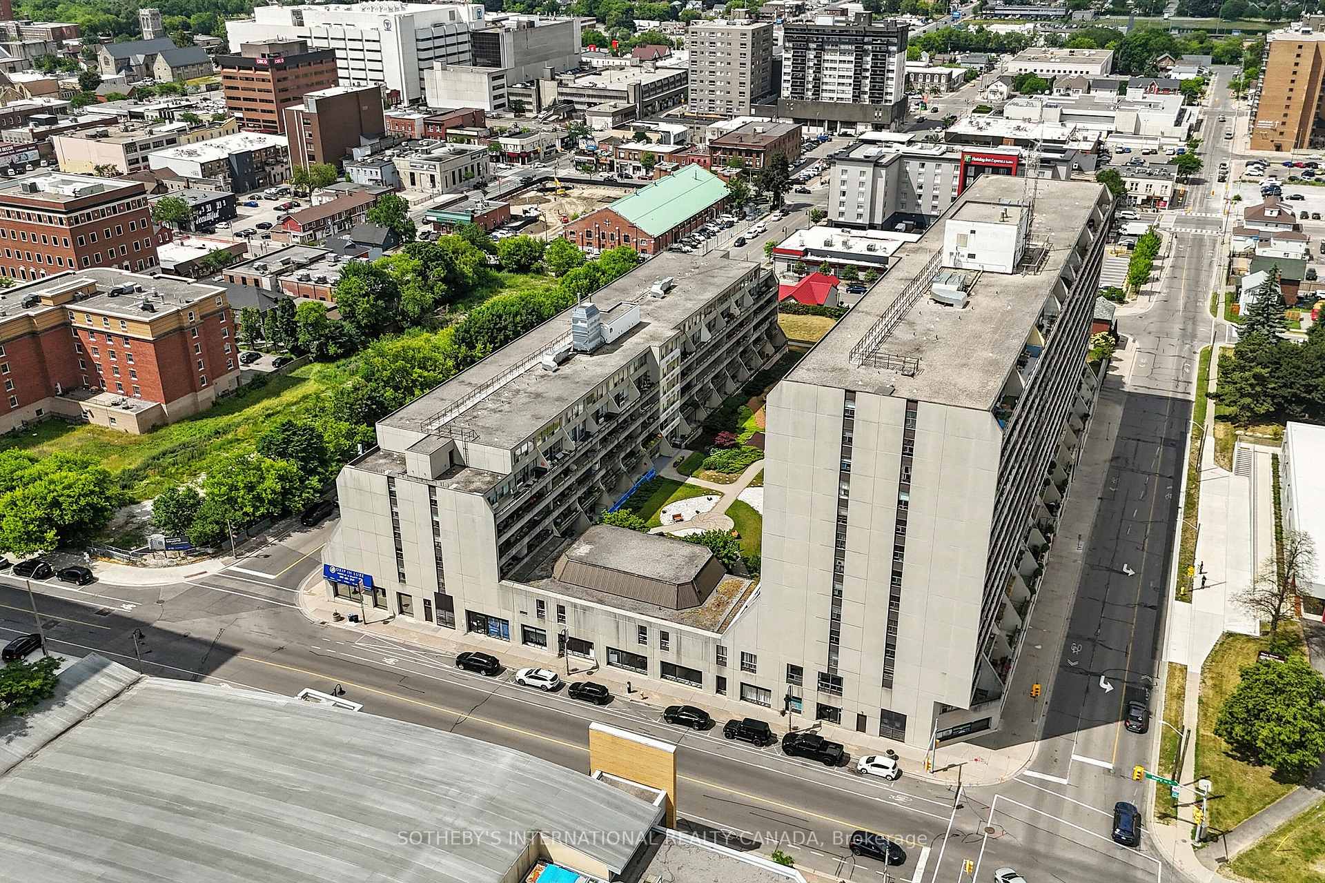 50 Richmond Street E 101