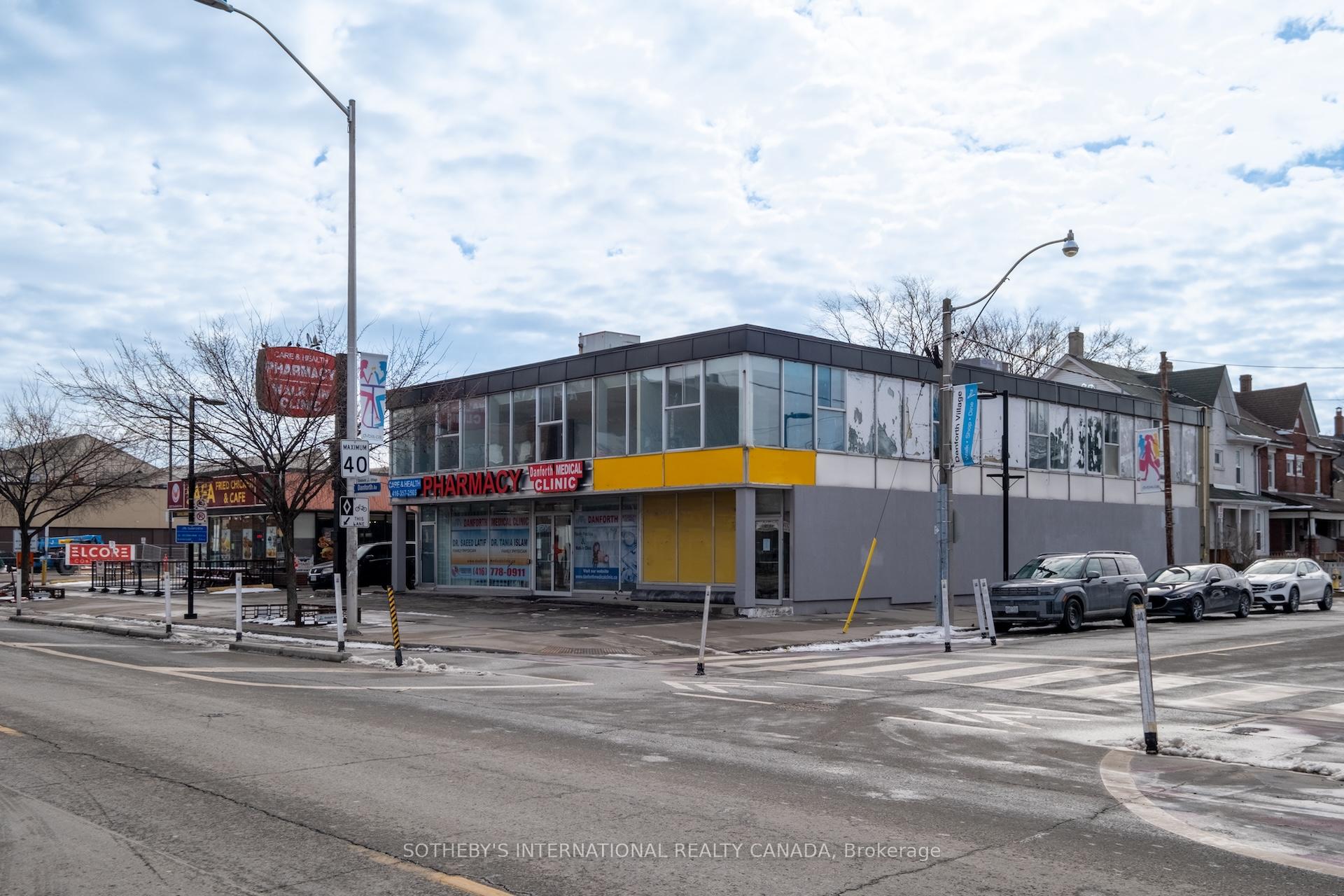 2927 Danforth Avenue Second Floor