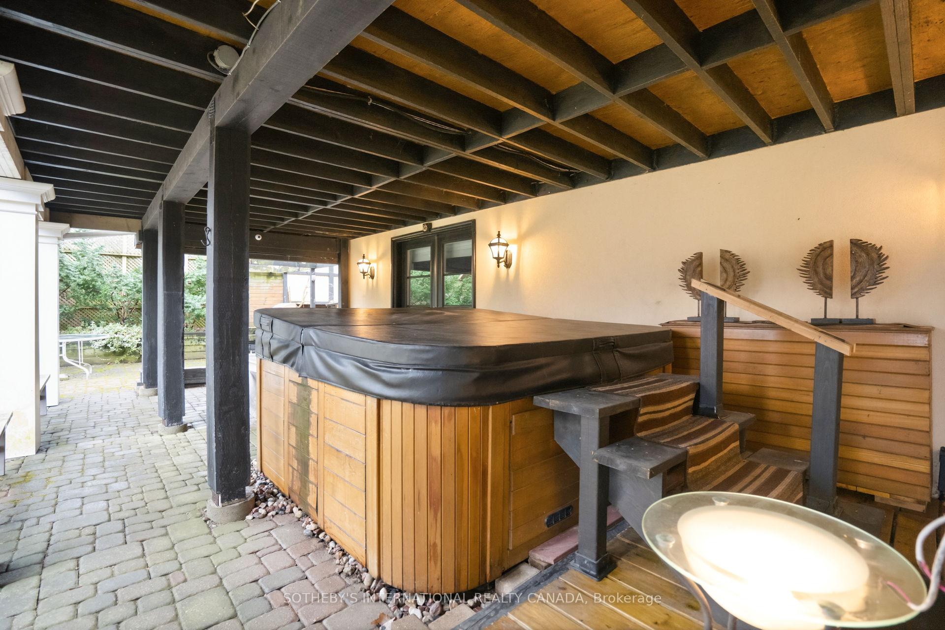 55 Pine Ridge Road