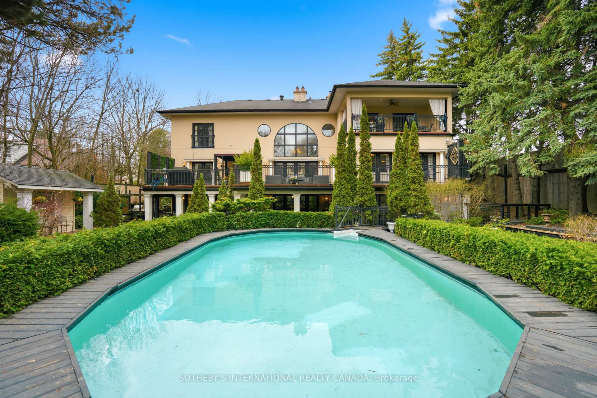 55 Pine Ridge Road