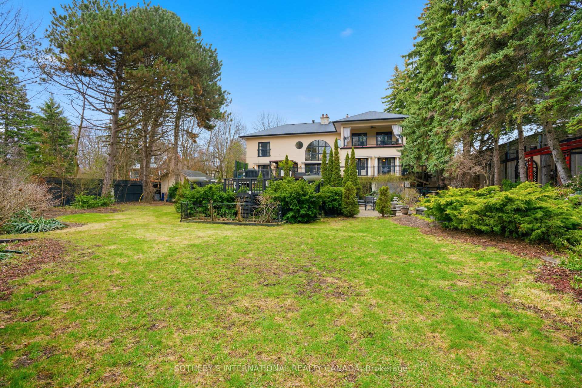 55 Pine Ridge Road