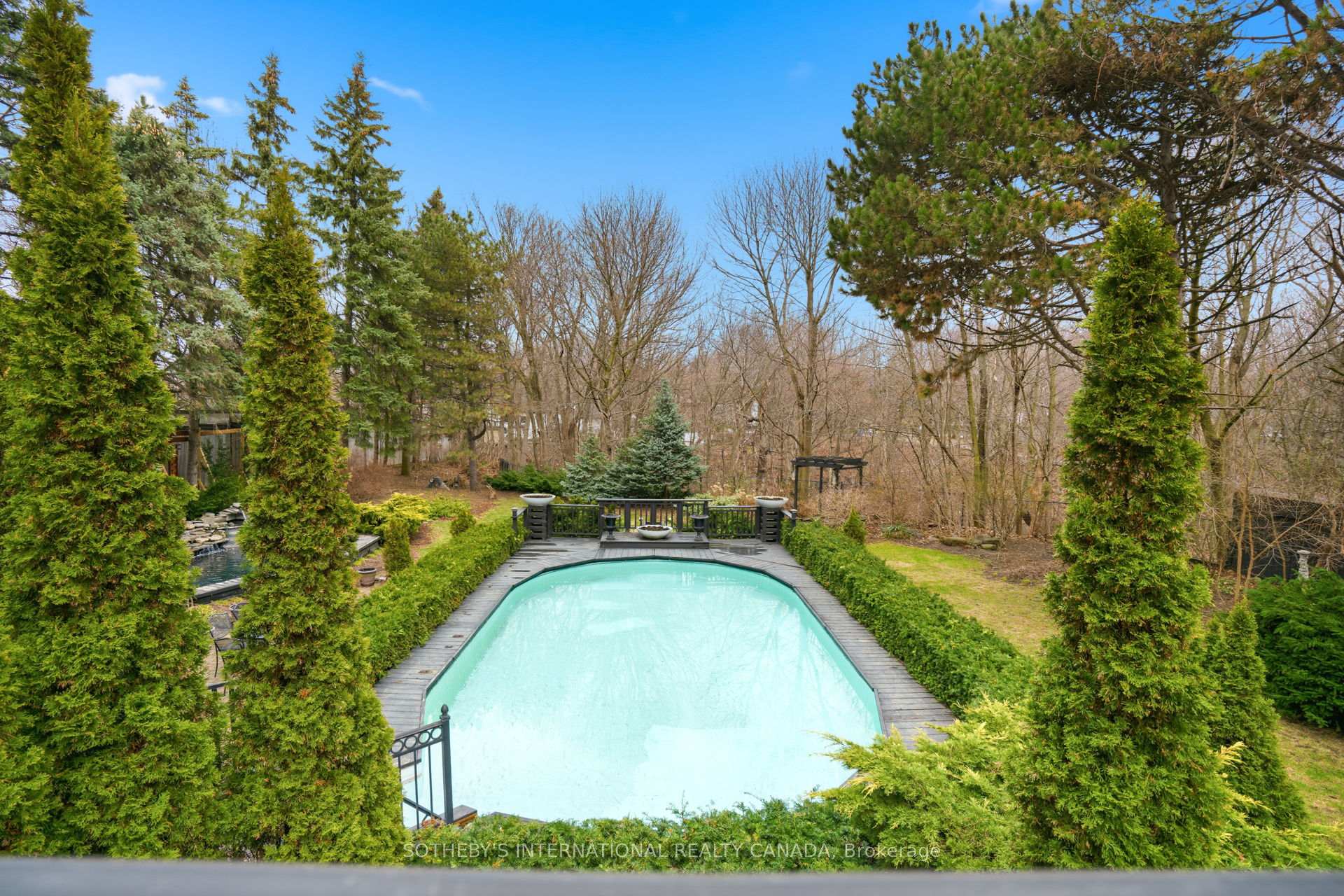 55 Pine Ridge Road