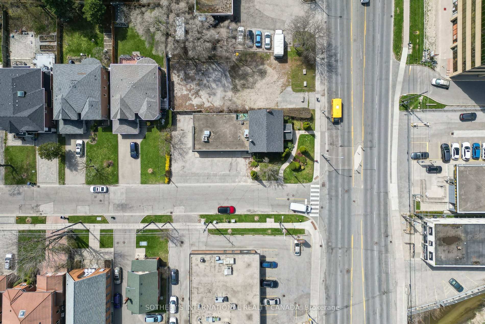 4023 Sheppard Avenue