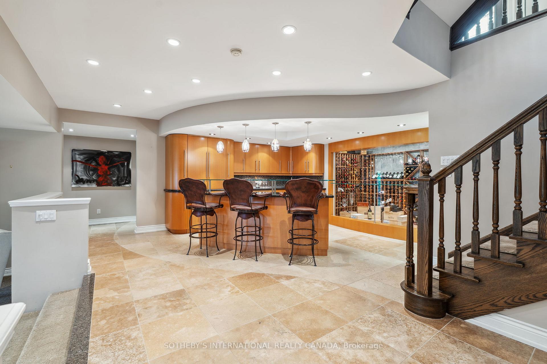 12 Island View Court