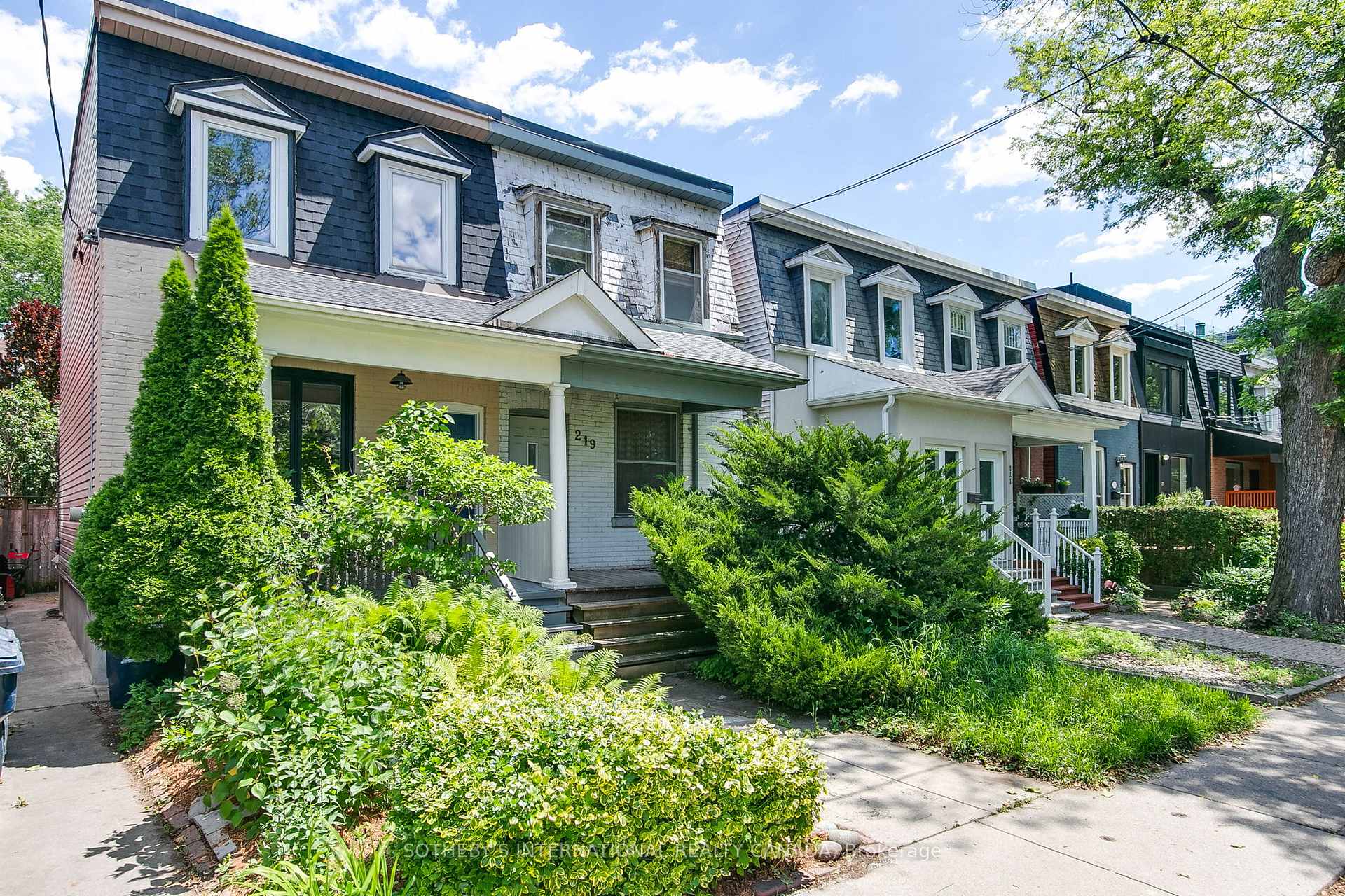 221 Booth Avenue