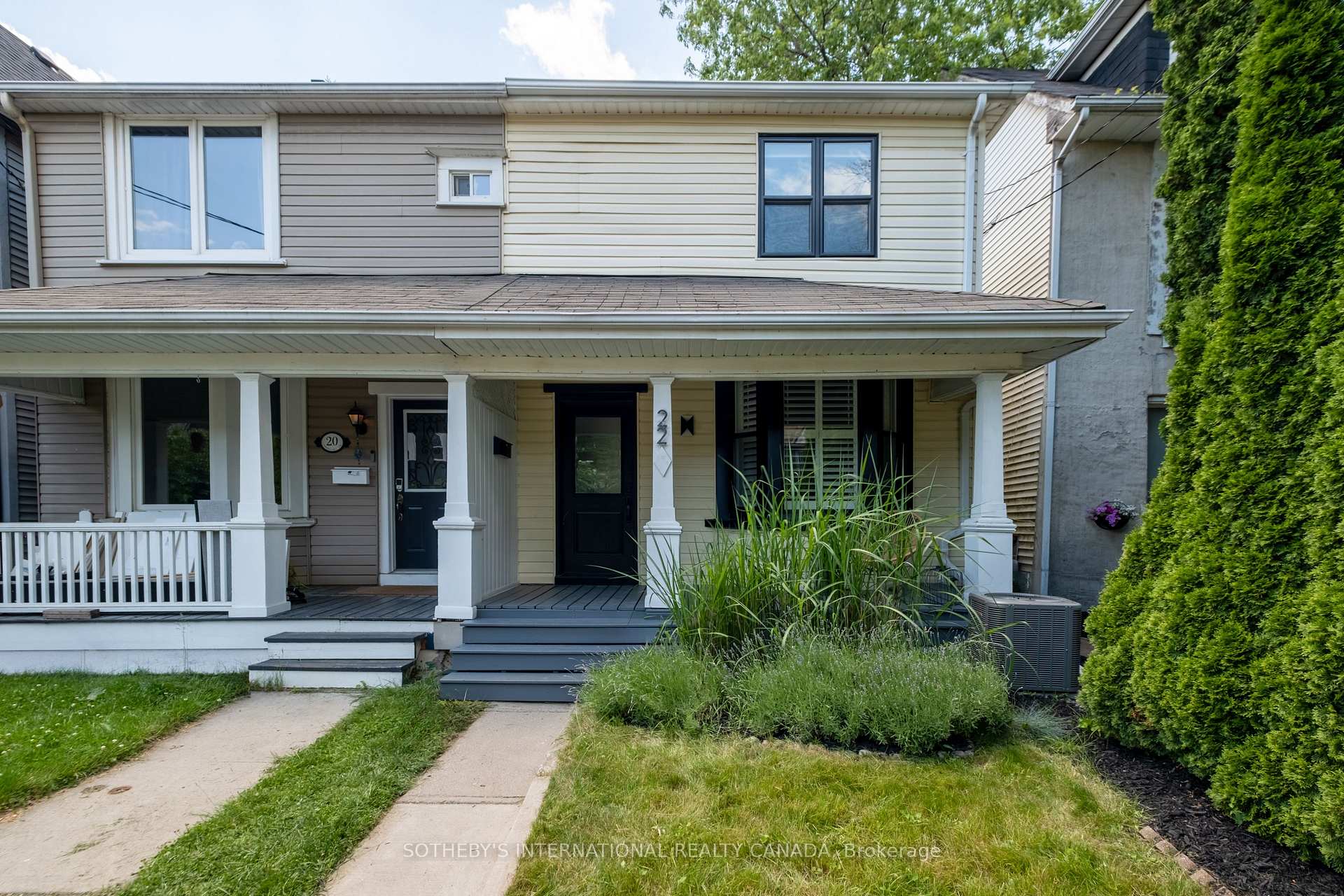 22 Connaught Avenue