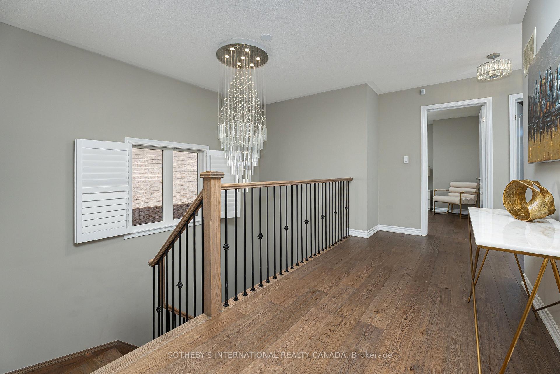 1056 Foxtail Crescent