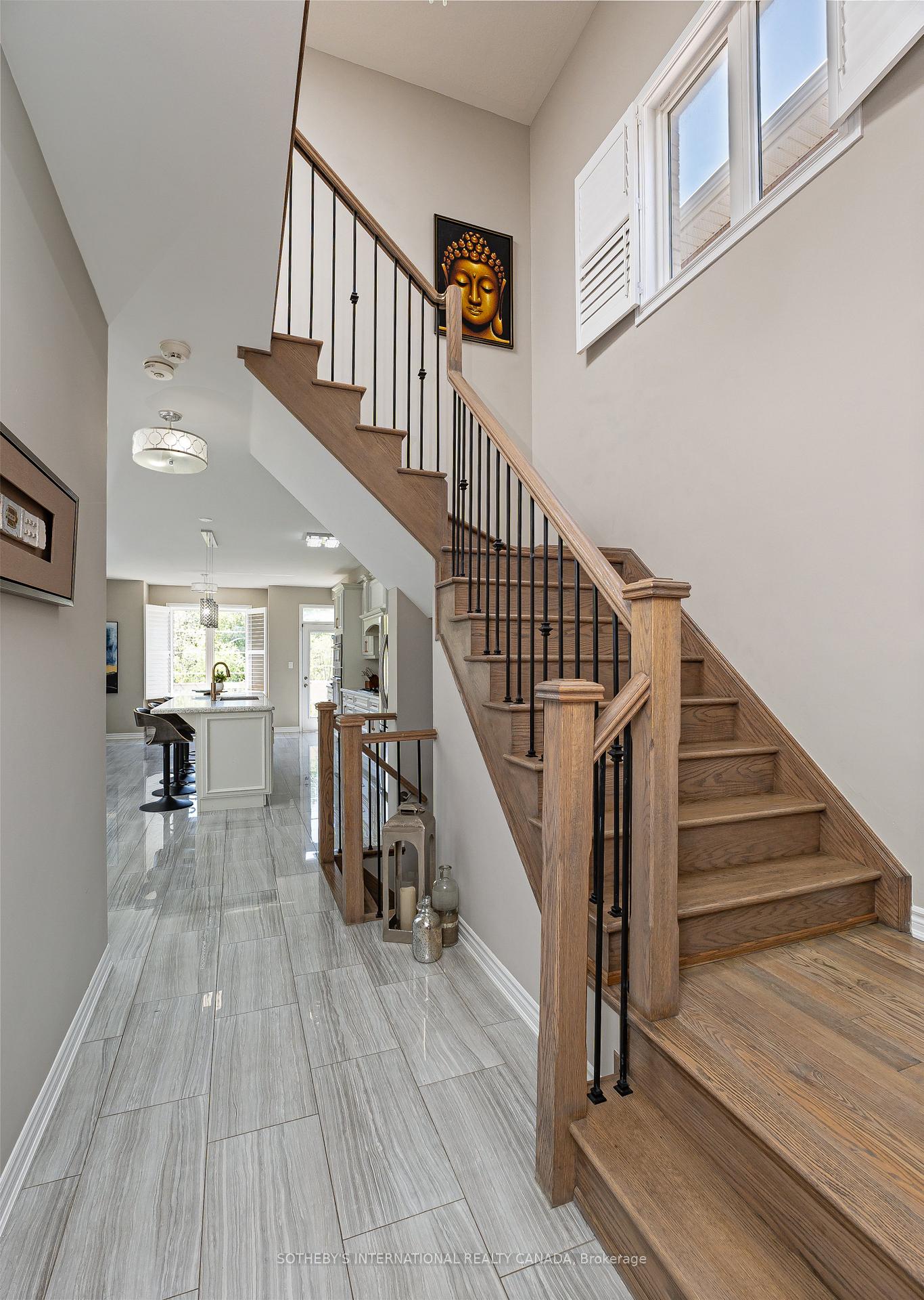 1056 Foxtail Crescent