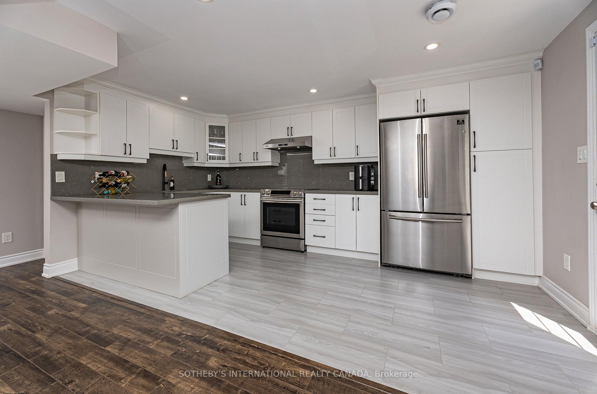 1056 Foxtail Crescent