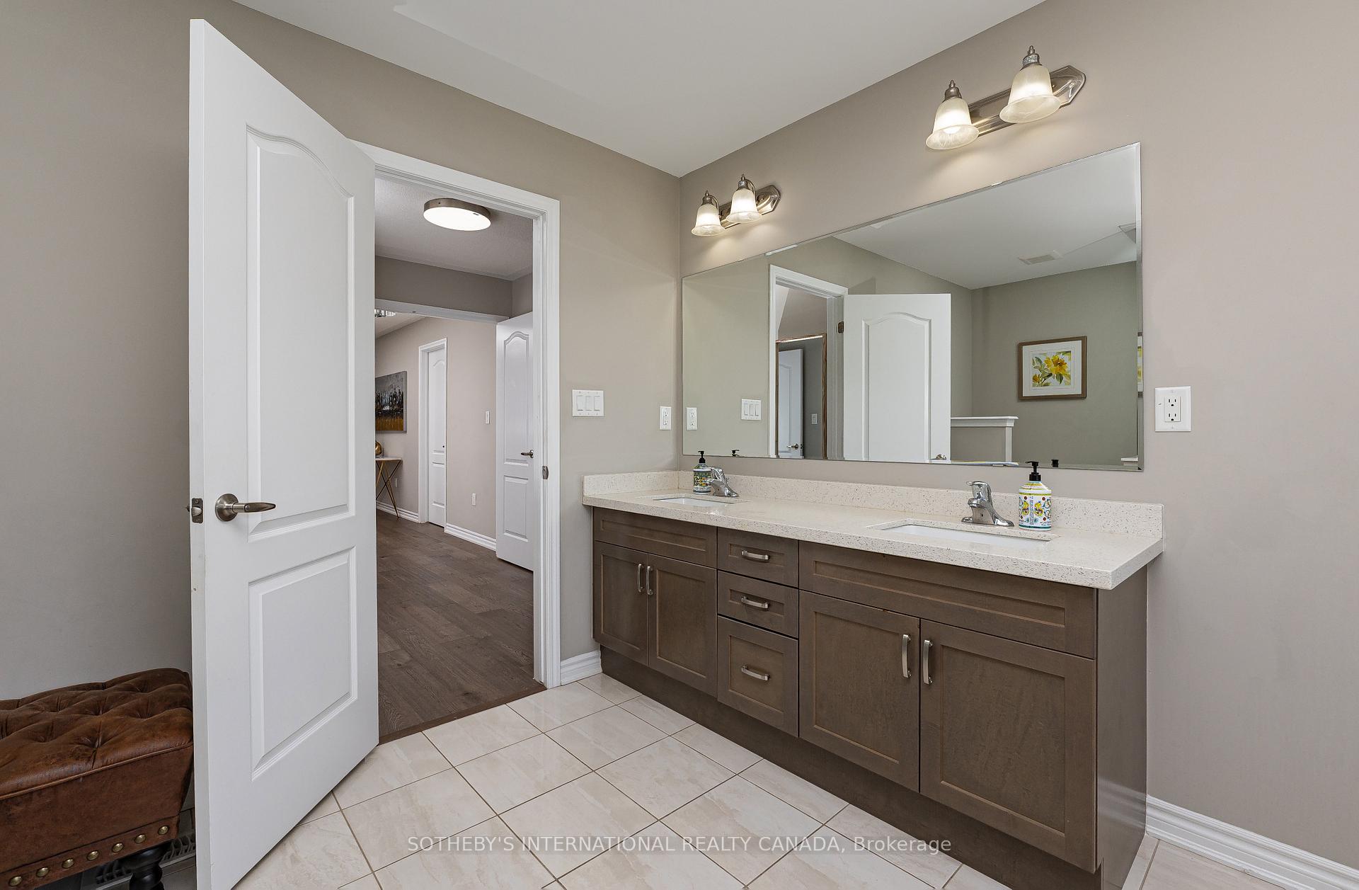 1056 Foxtail Crescent