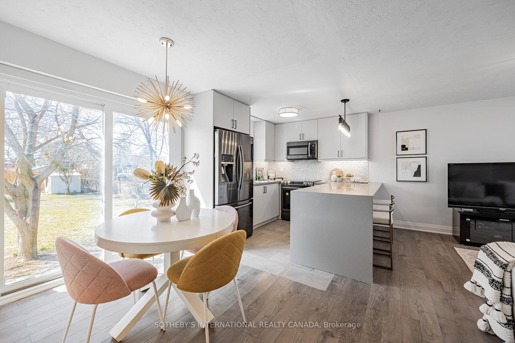 4075A Lawrence Avenue E, Toronto