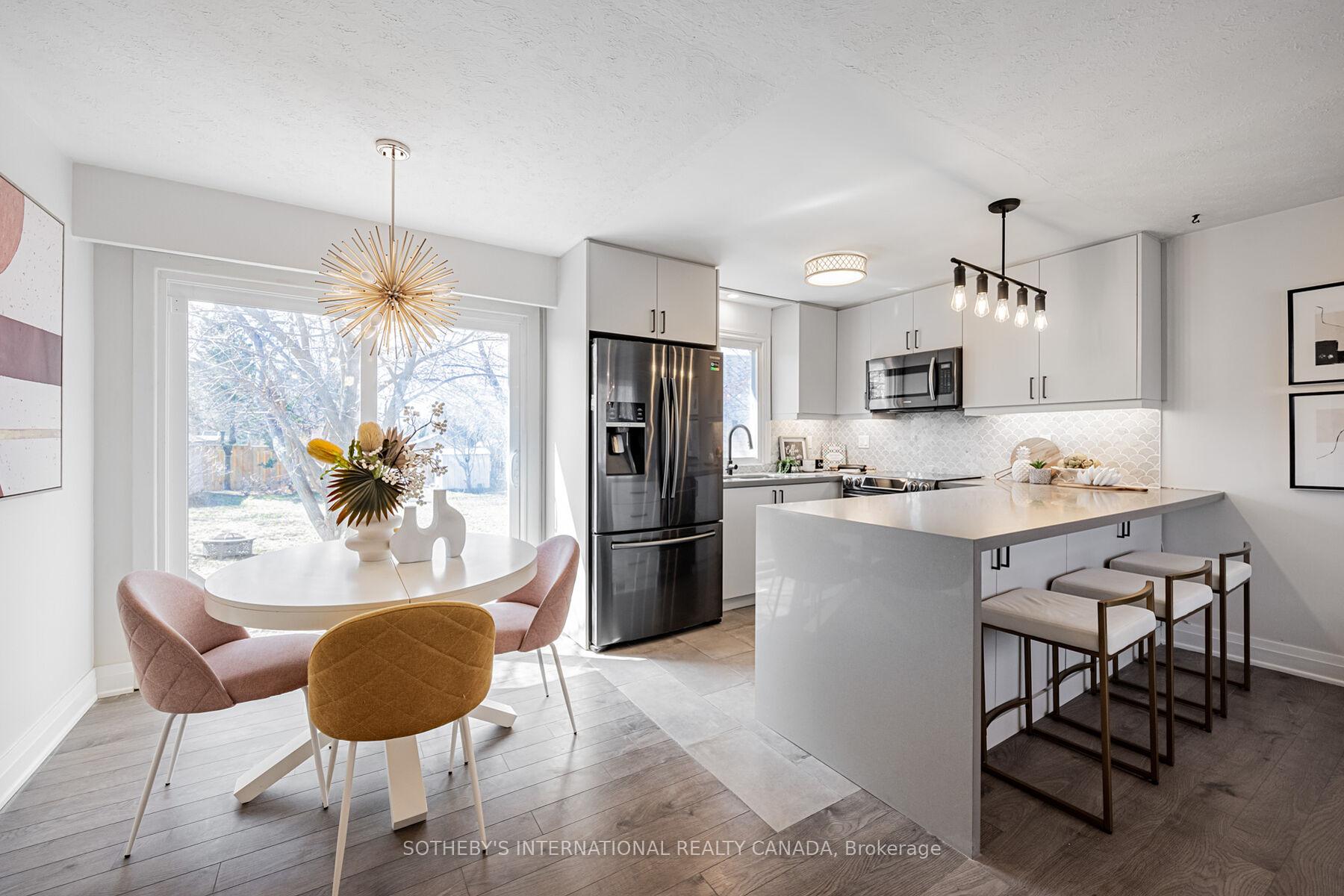 4075A Lawrence Avenue E, Toronto