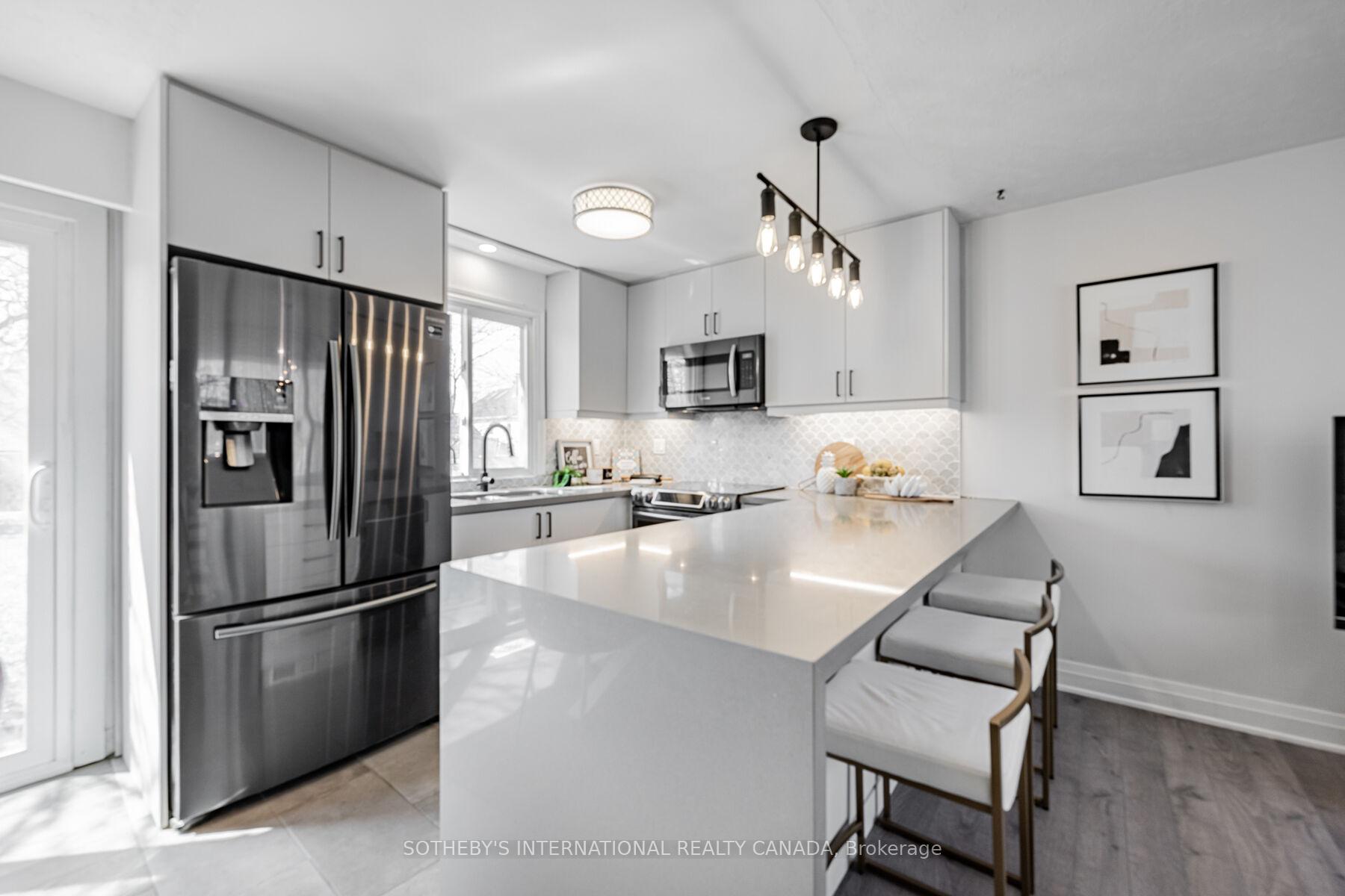 4075A Lawrence Avenue E, Toronto
