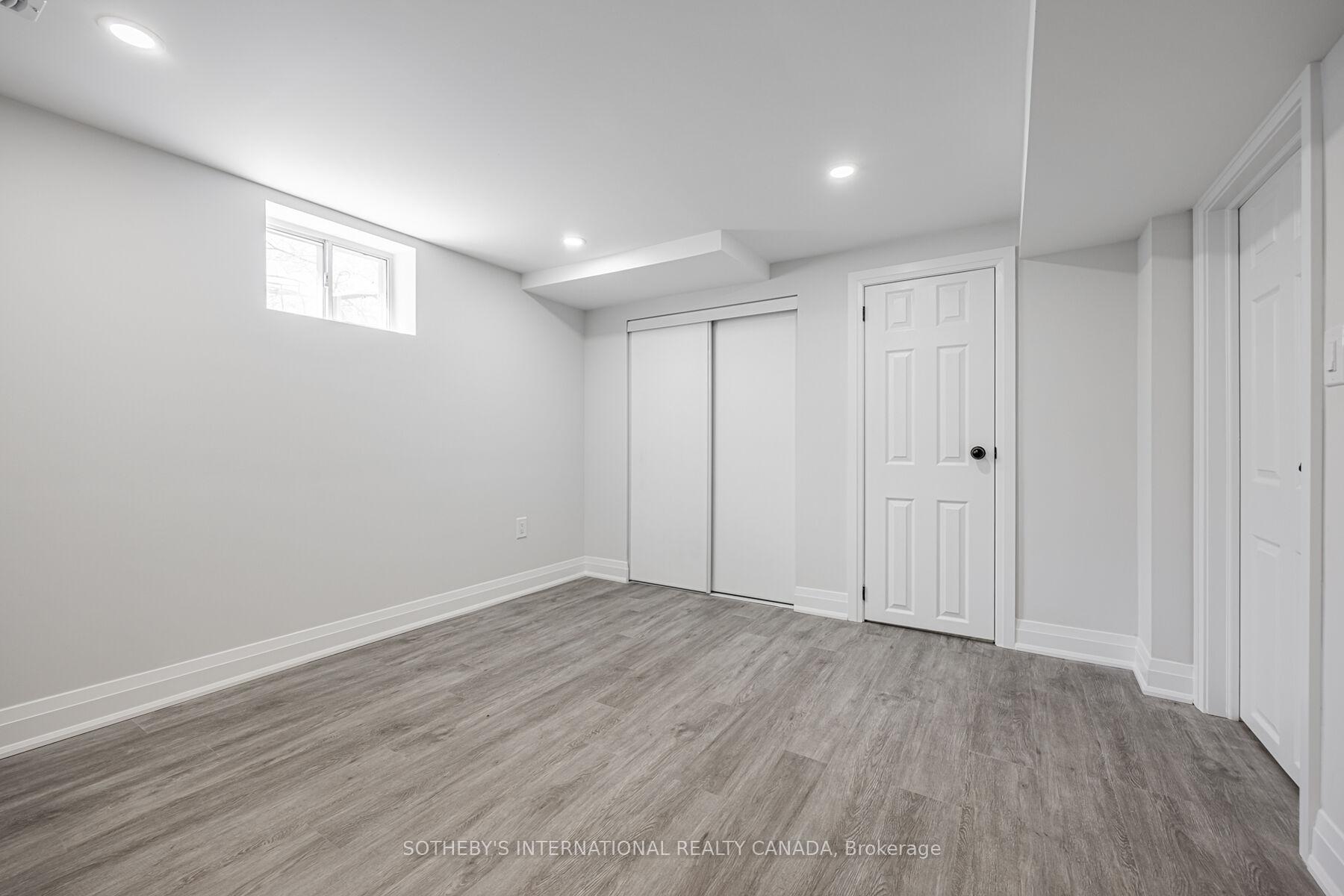 4075A Lawrence Avenue E, Toronto