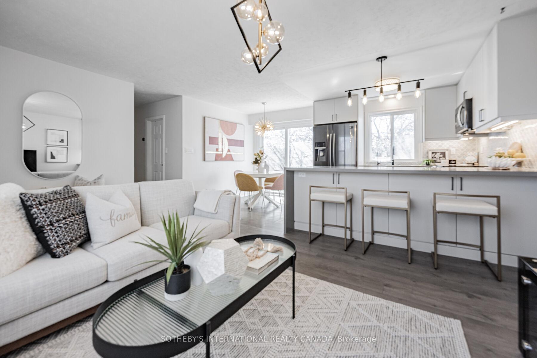 4075A Lawrence Avenue E, Toronto