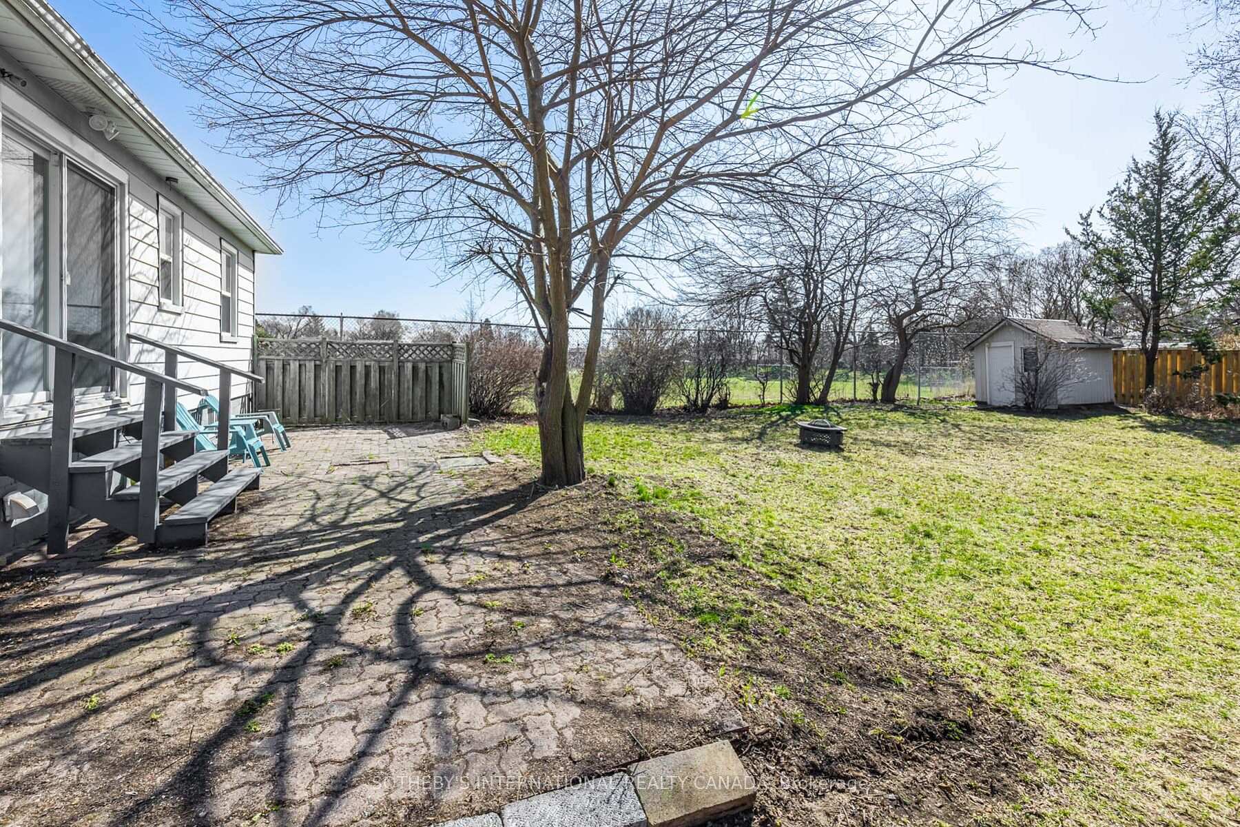 4075A Lawrence Avenue E, Toronto