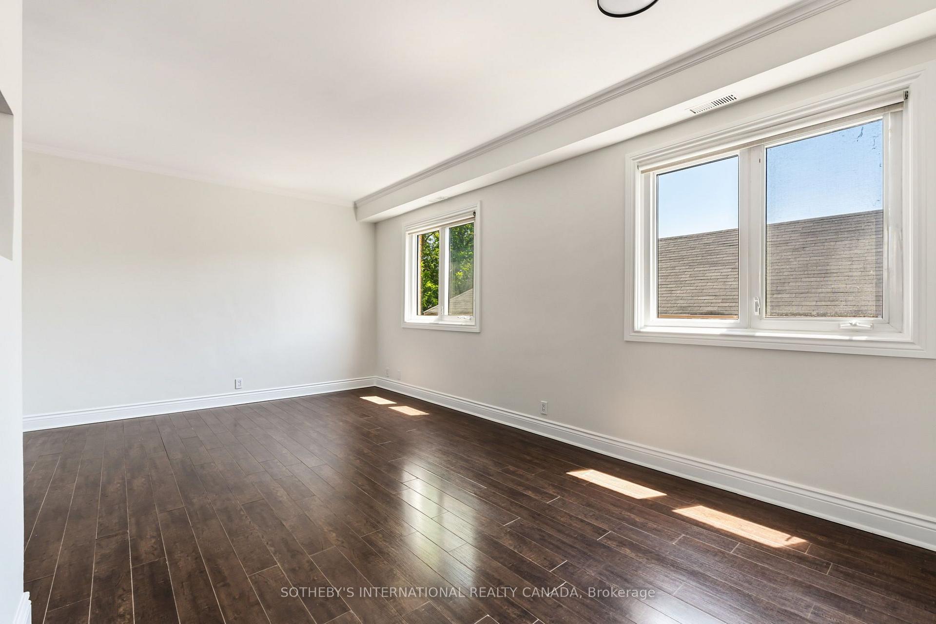 101 Hammersmith Avenue 210, Toronto Unit: 210