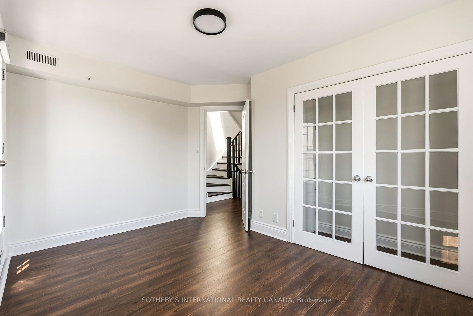101 Hammersmith Avenue 210, Toronto Unit: 210