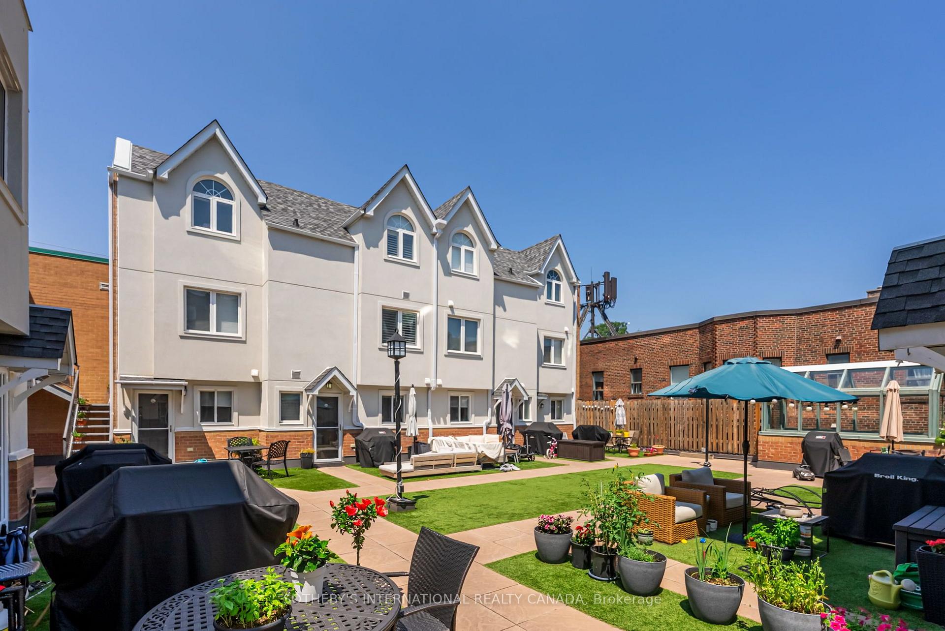 101 Hammersmith Avenue 210, Toronto Unit: 210