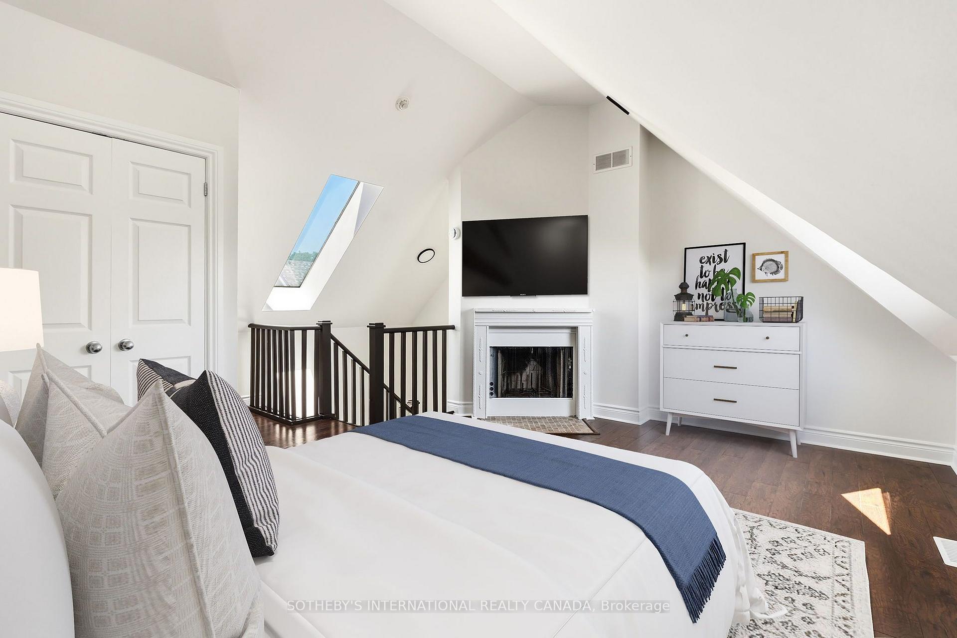 101 Hammersmith Avenue 210, Toronto Unit: 210