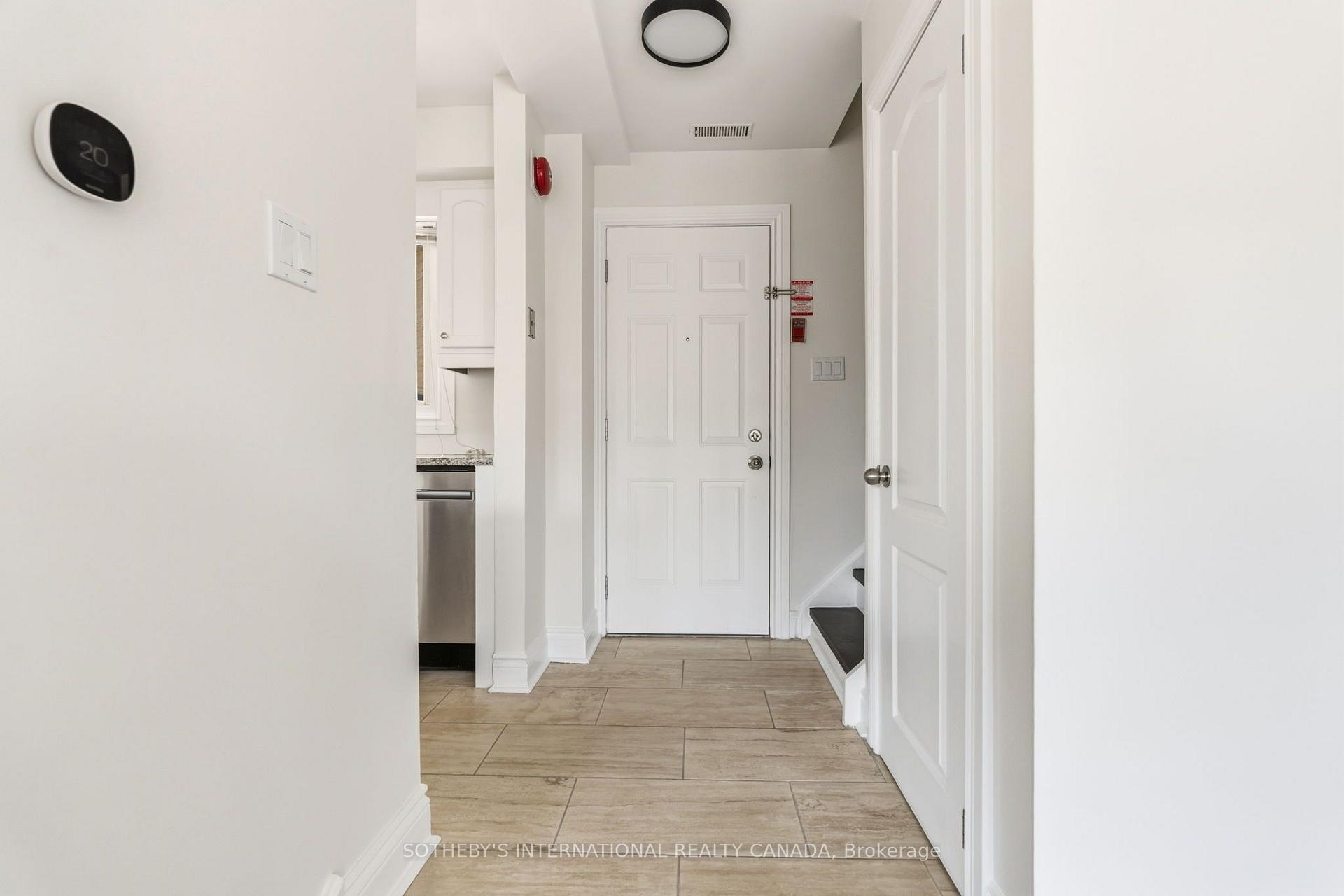 101 Hammersmith Avenue 210, Toronto Unit: 210