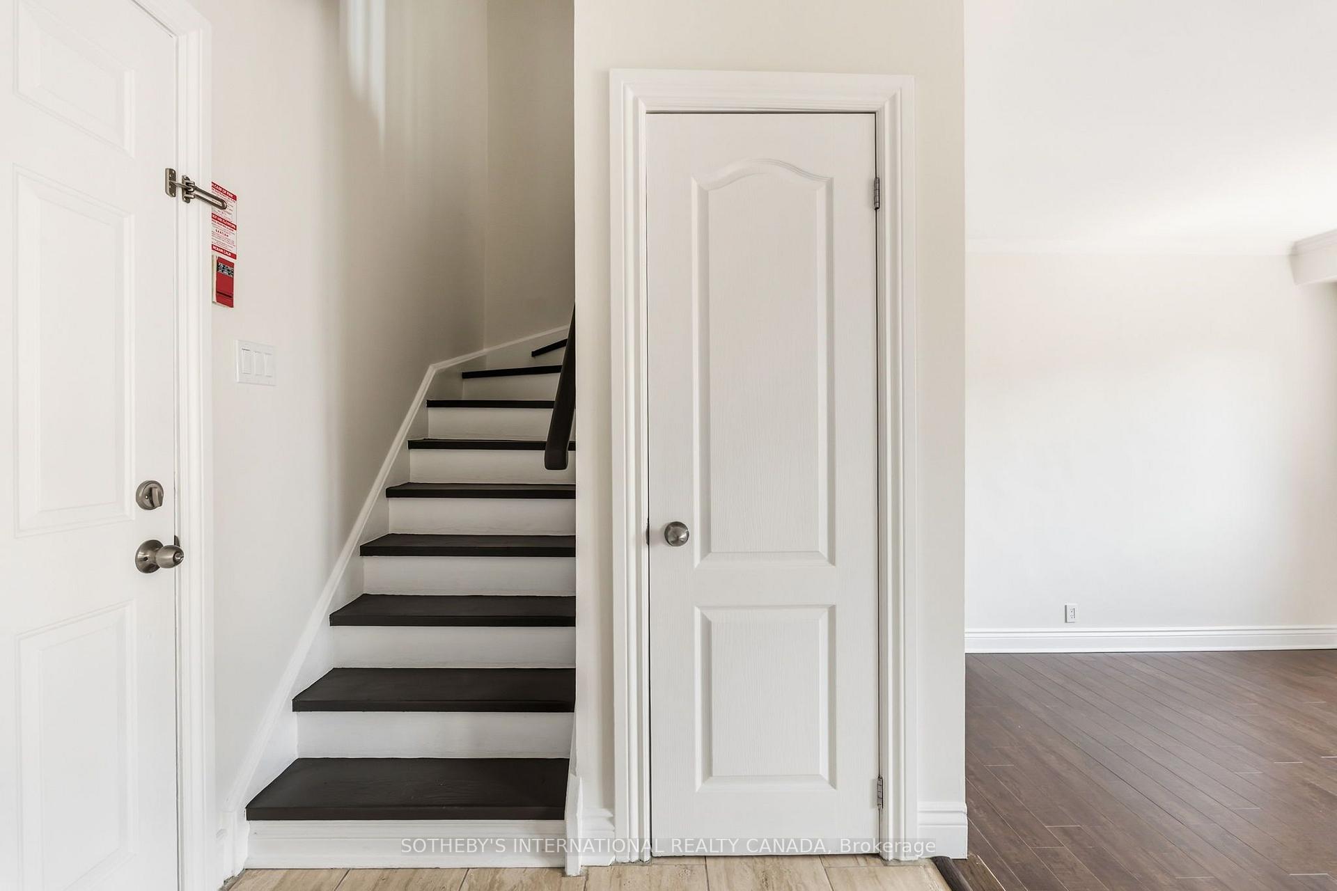 101 Hammersmith Avenue 210, Toronto Unit: 210
