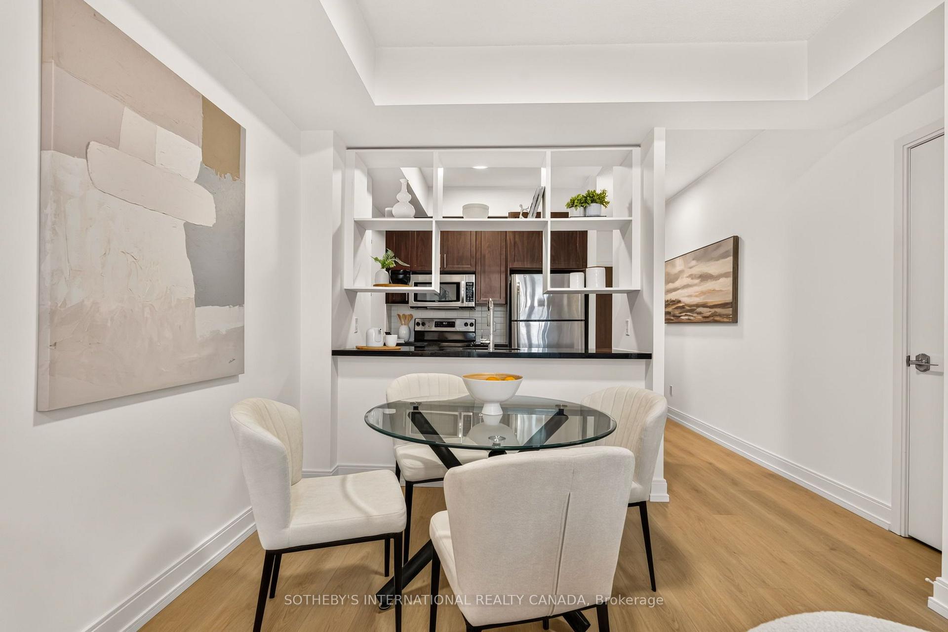 135 Village Green Square 519, Toronto Unit: 519