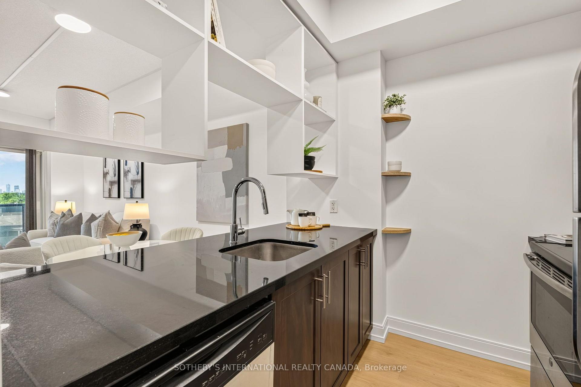 135 Village Green Square 519, Toronto Unit: 519