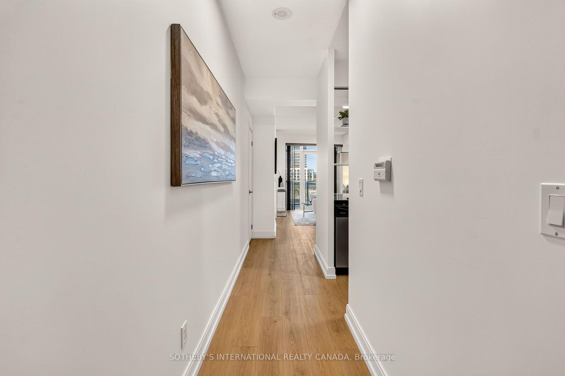 135 Village Green Square 519, Toronto Unit: 519