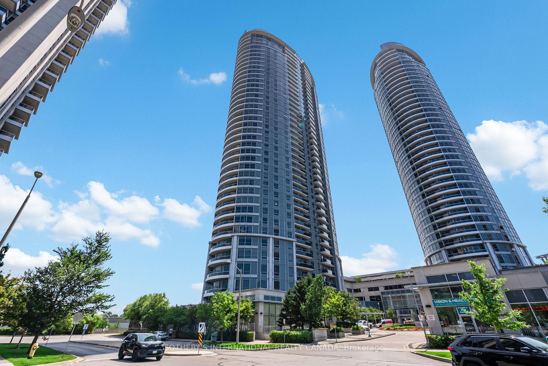 135 Village Green Square 519, Toronto Unit: 519