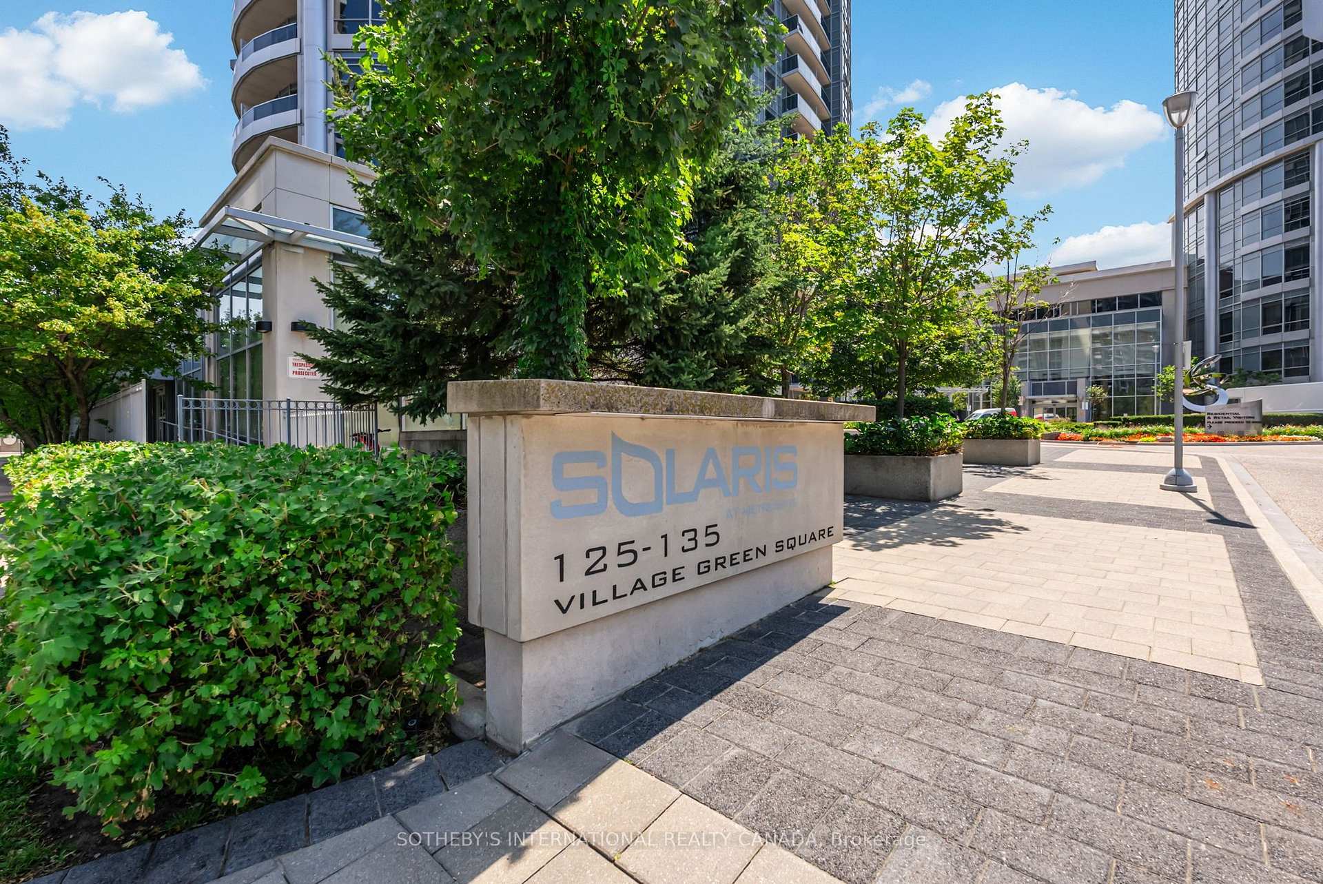 135 Village Green Square 519, Toronto Unit: 519
