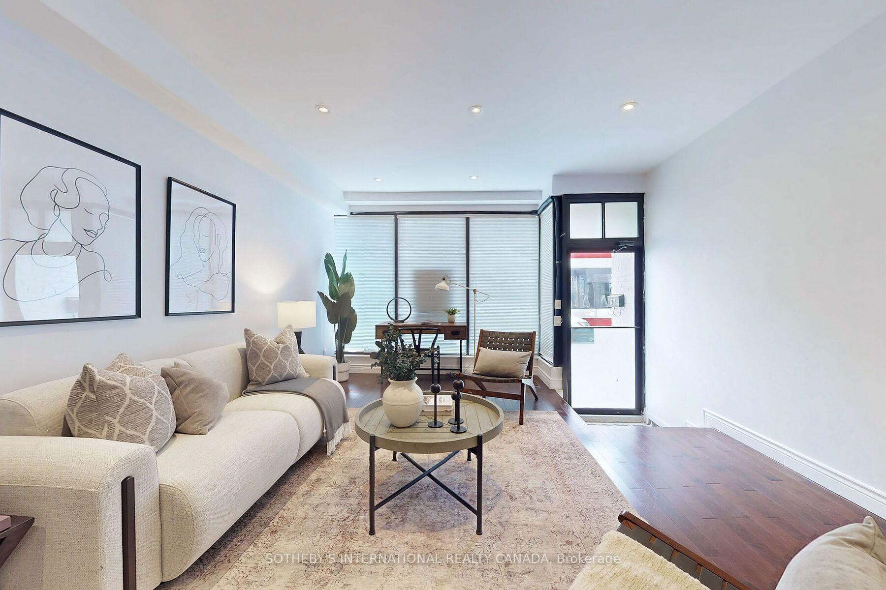 1271 Gerrard Street E, Toronto